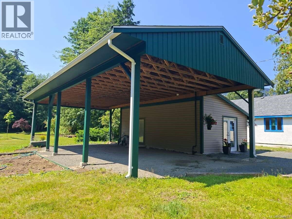 955 Despins Rd Property Photo 1