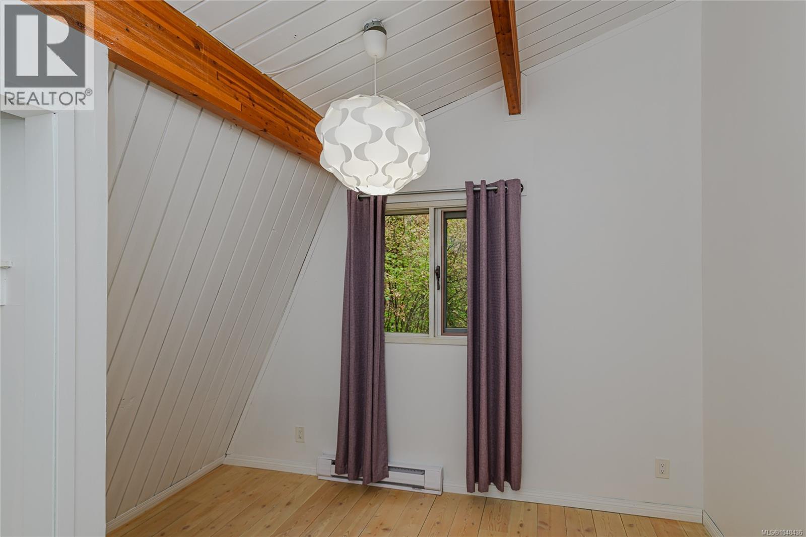 384 Roland Rd Property Photo 28