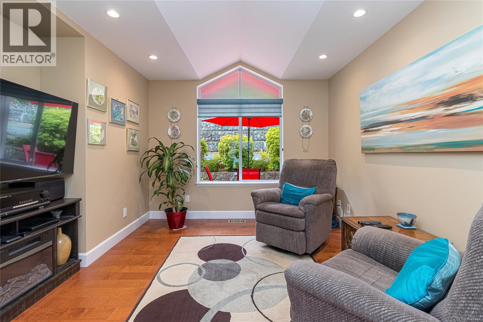 498 Seaview Way Property Photo 18
