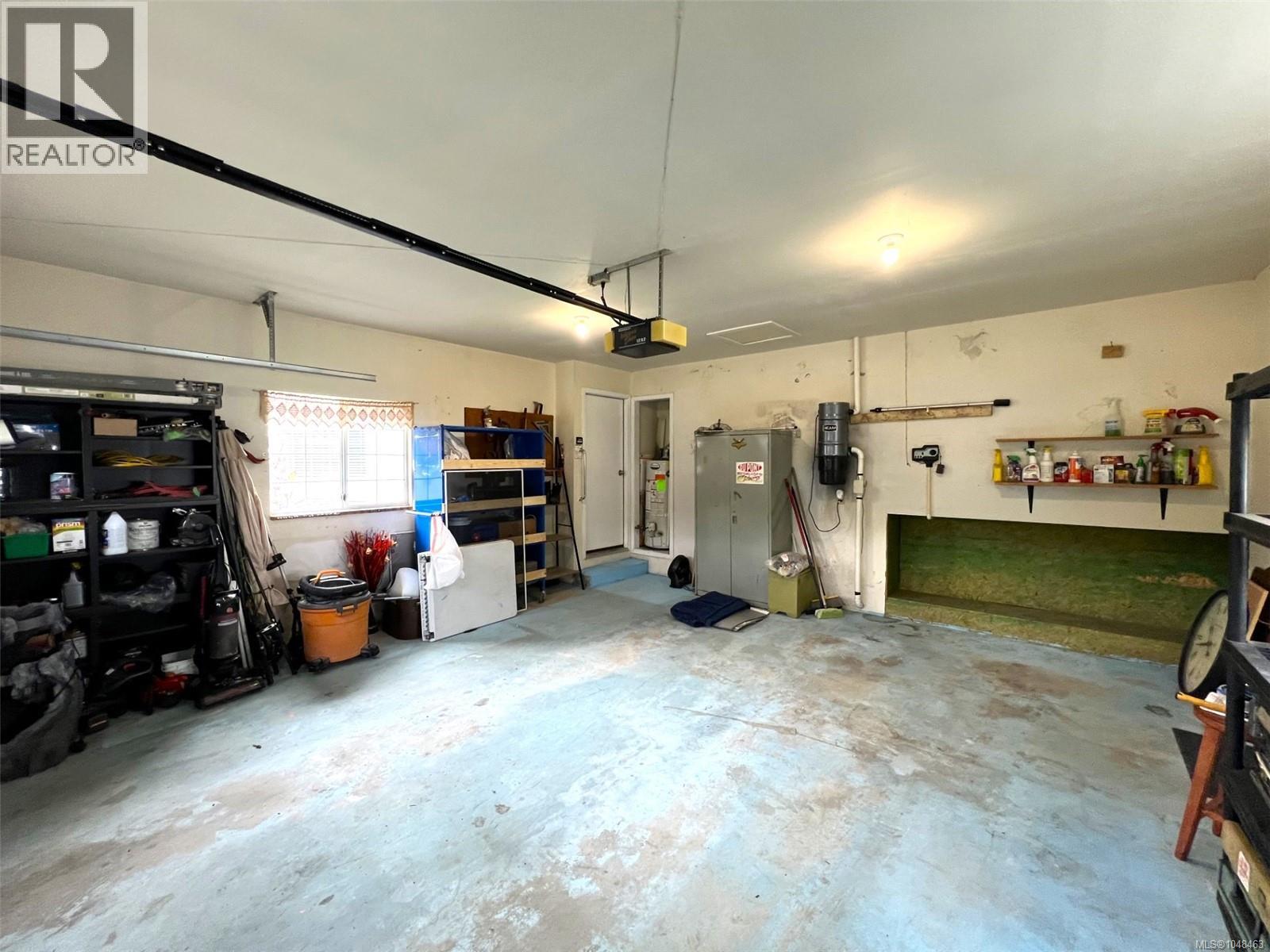 871 Colonia Dr Property Photo 45