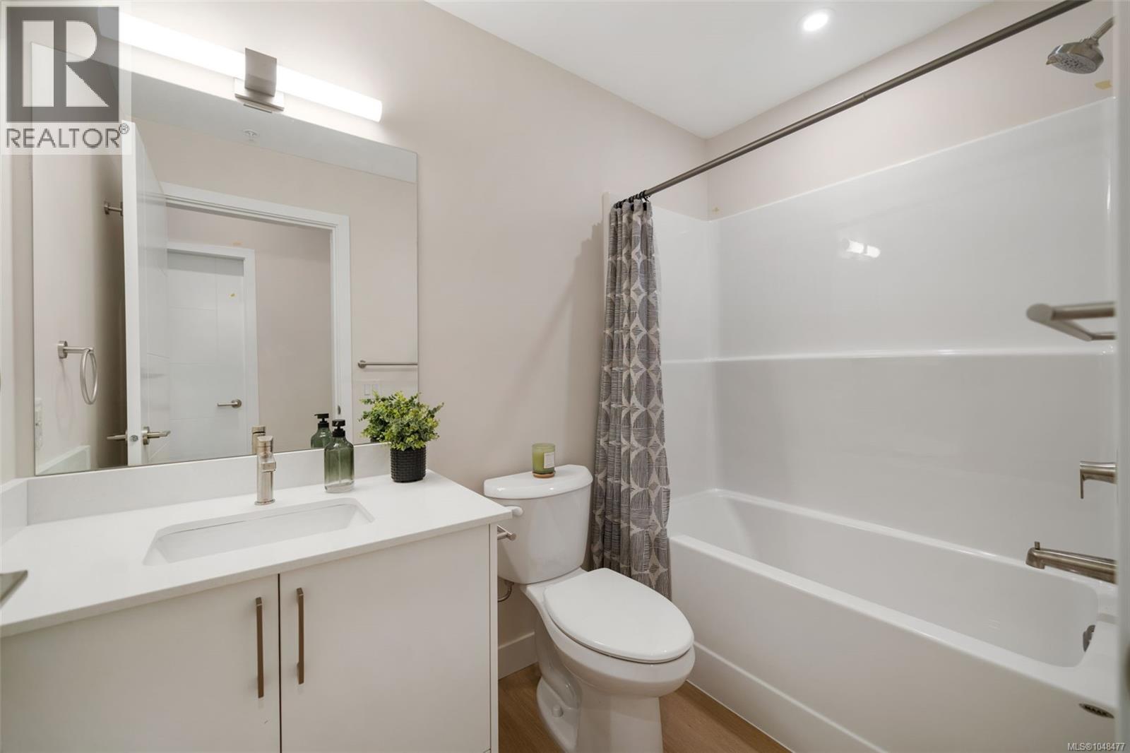 310 777 Station Ave Property Photo 16