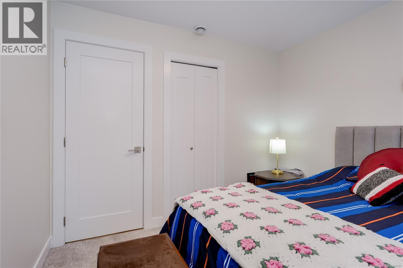 303 918 Jenkins Ave Property Photo 15