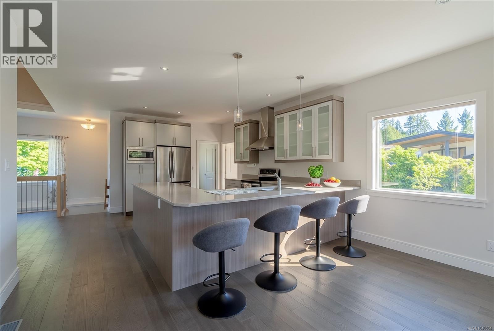 28 1060 Shore Pine Close Property Photo 13