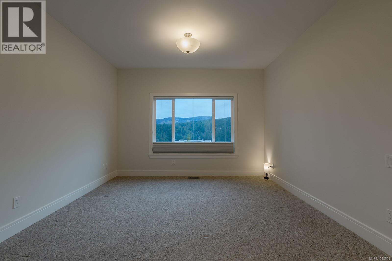 28 1060 Shore Pine Close Property Photo 22