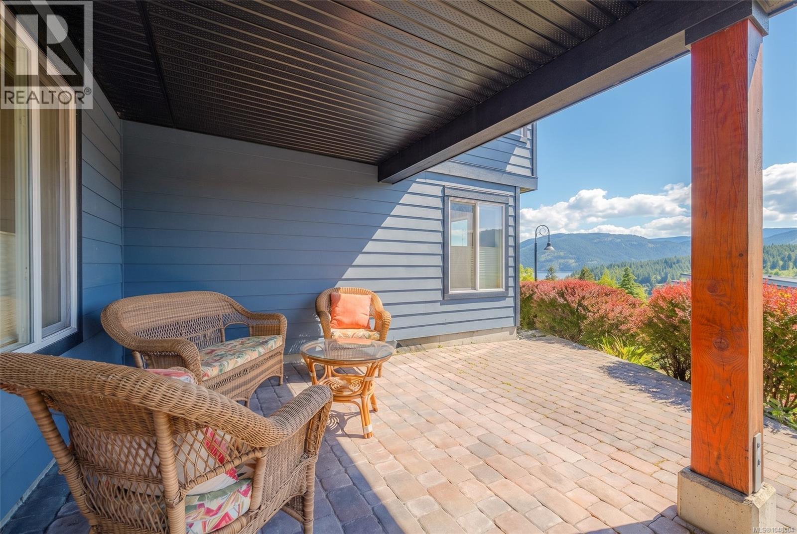 28 1060 Shore Pine Close Property Photo 42