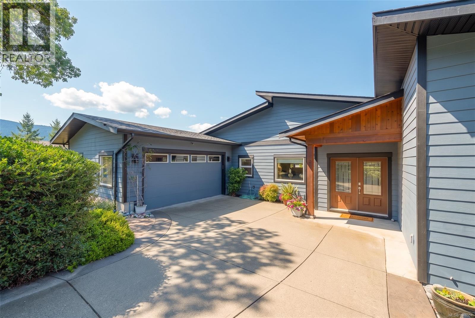 28 1060 Shore Pine Close Property Photo 51