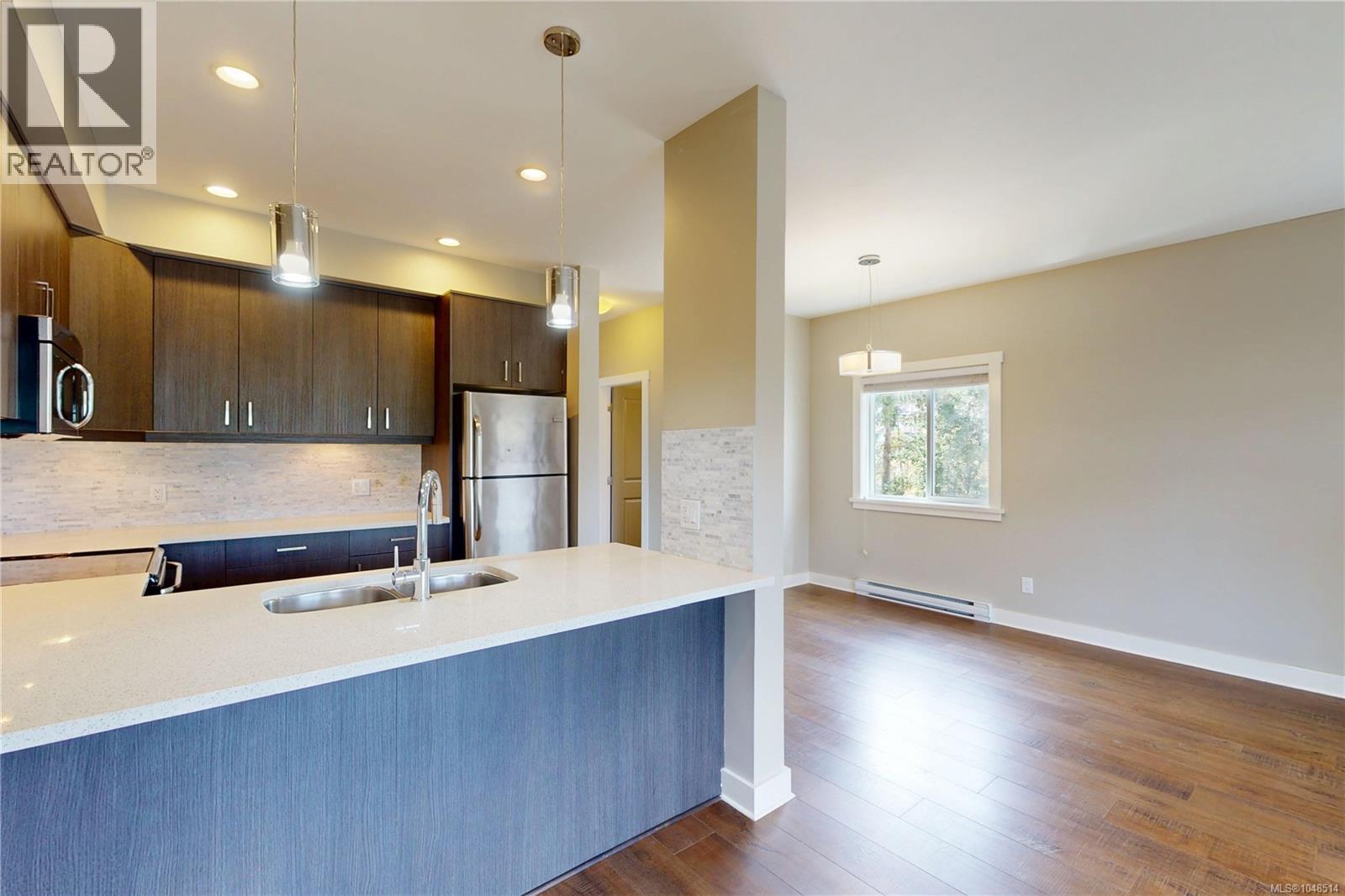 3028 Urban Creek Way Property Photo 4