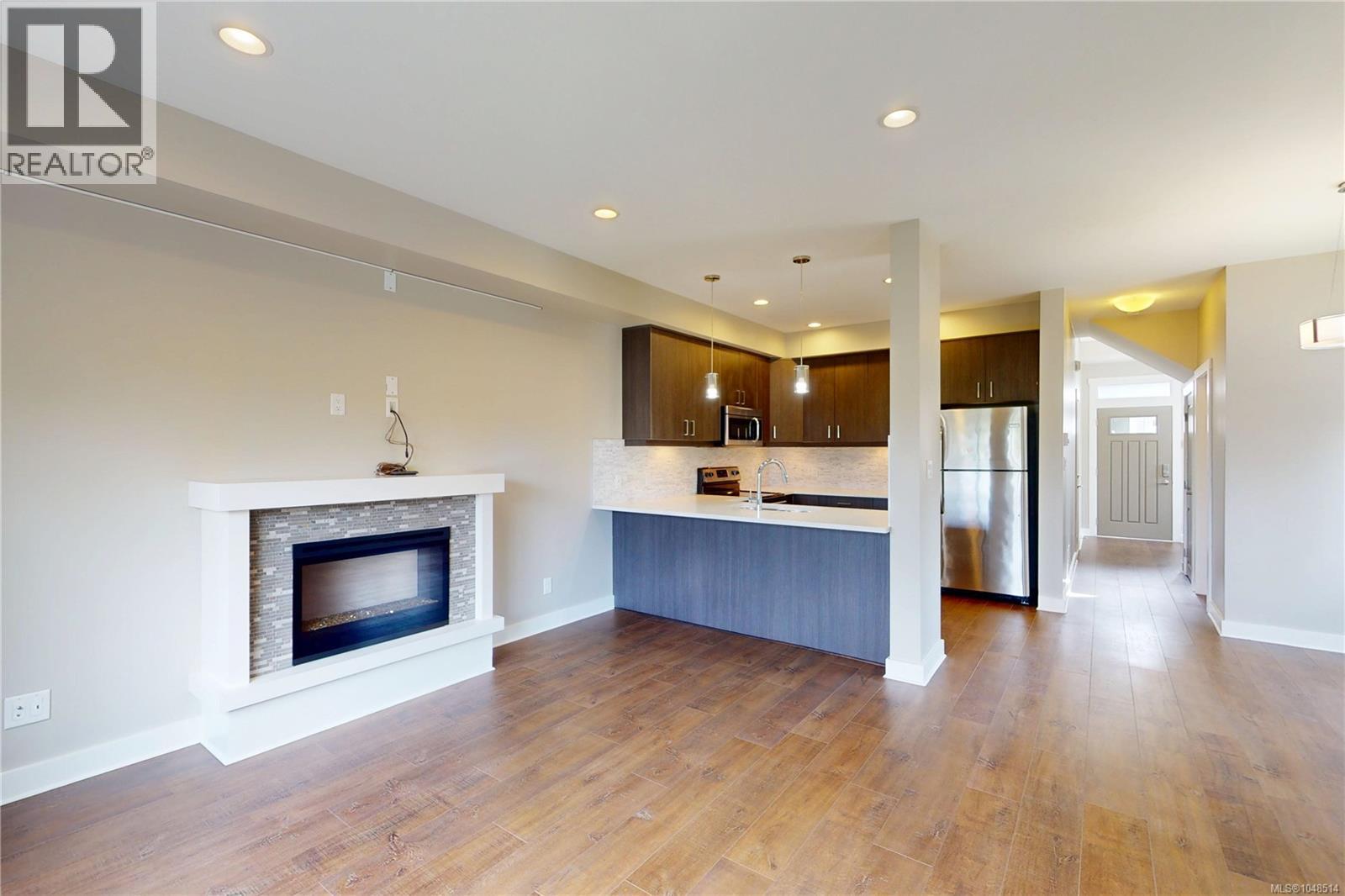 3028 Urban Creek Way Property Photo 11