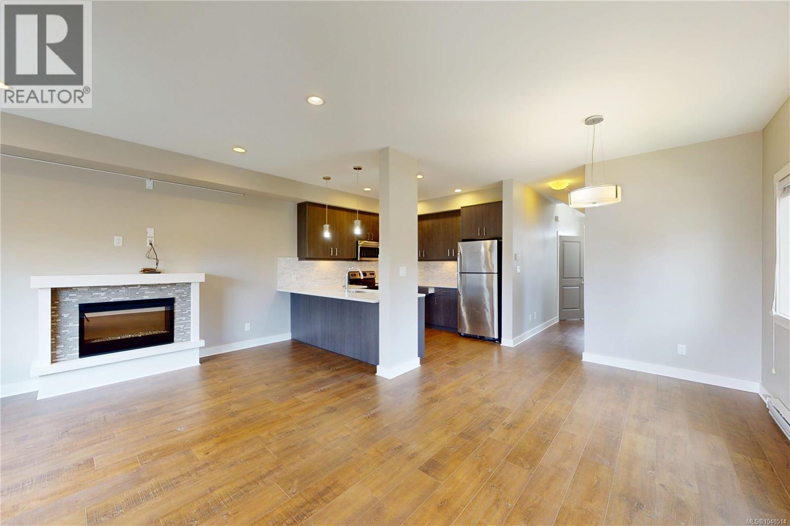 3028 Urban Creek Way Property Photo 12
