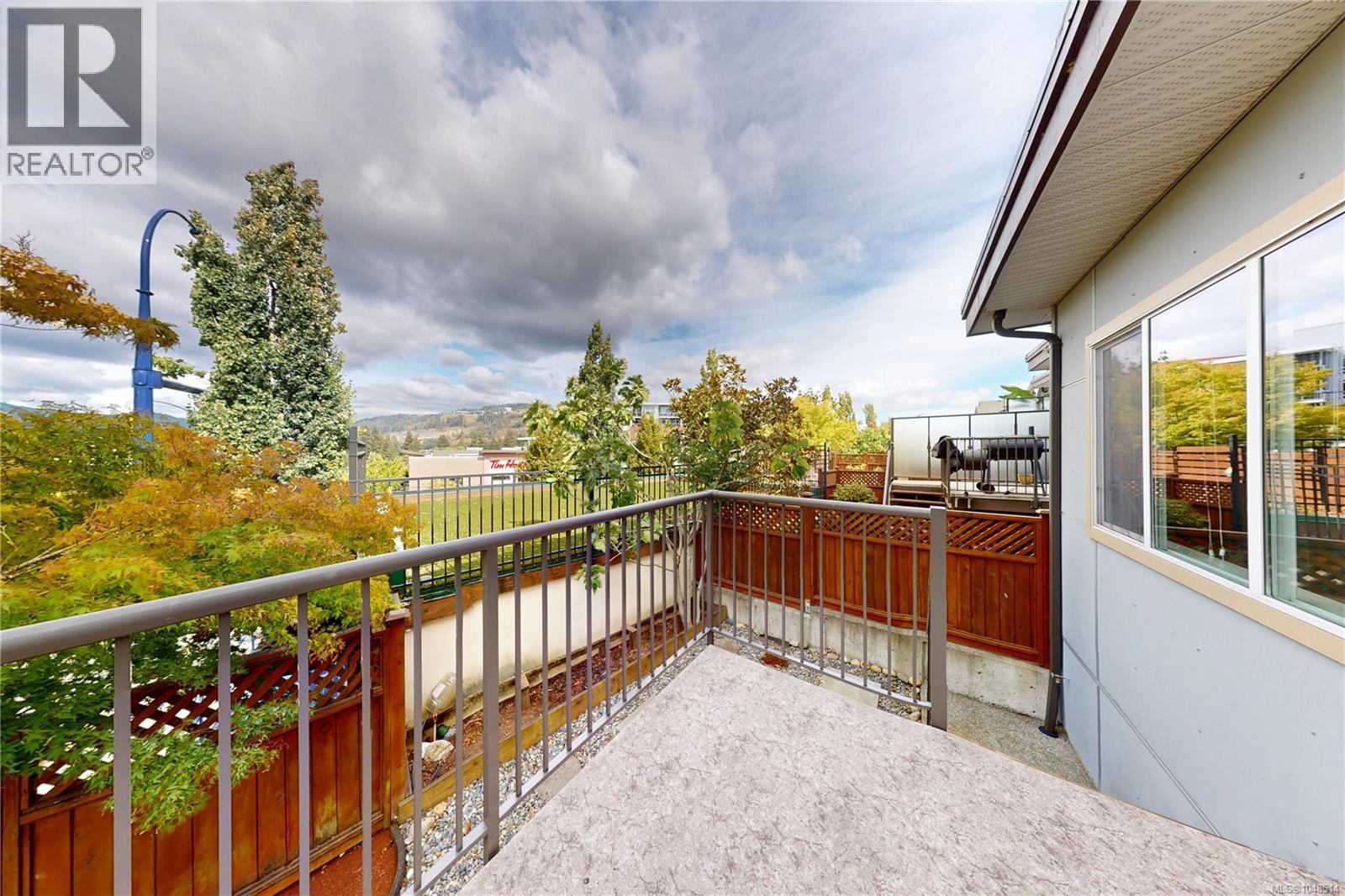 3028 Urban Creek Way Property Photo 44