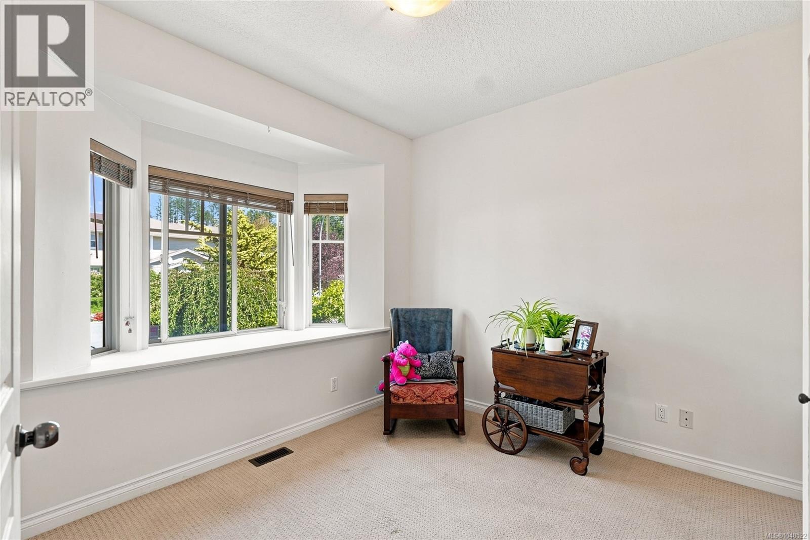1752 White Blossom Way Property Photo 20