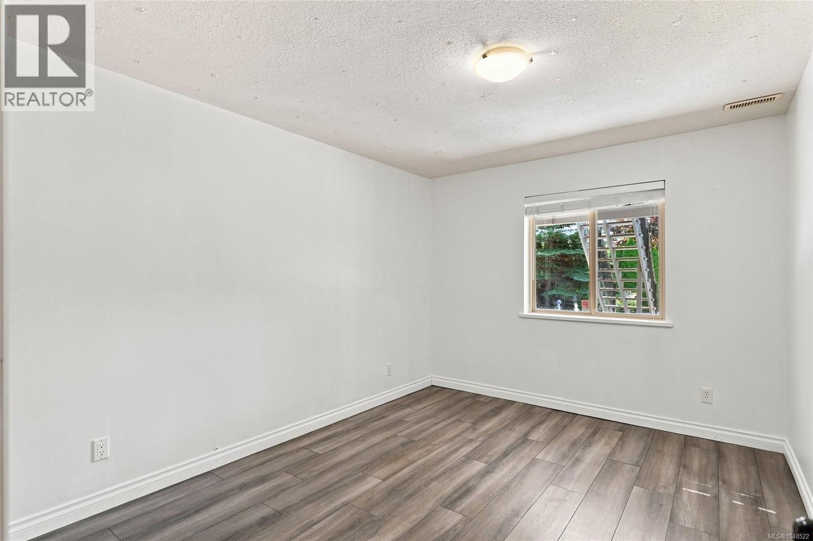 1752 White Blossom Way Property Photo 29