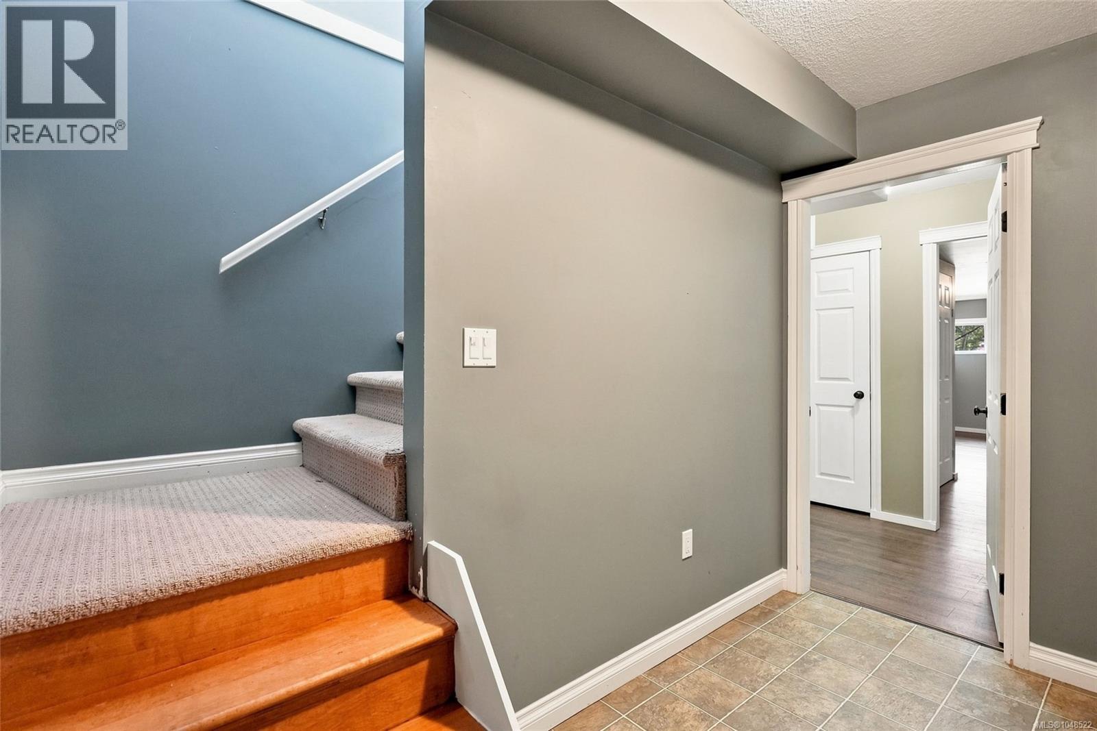 1752 White Blossom Way Property Photo 32