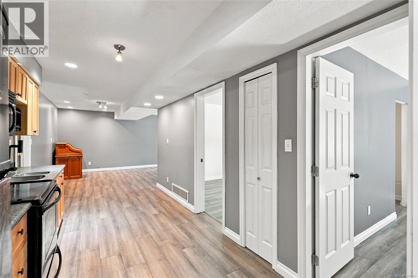 1752 White Blossom Way Property Photo 36