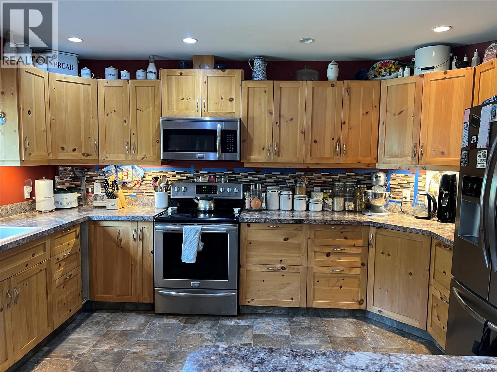 3824 Yellow Point Rd Property Photo 6