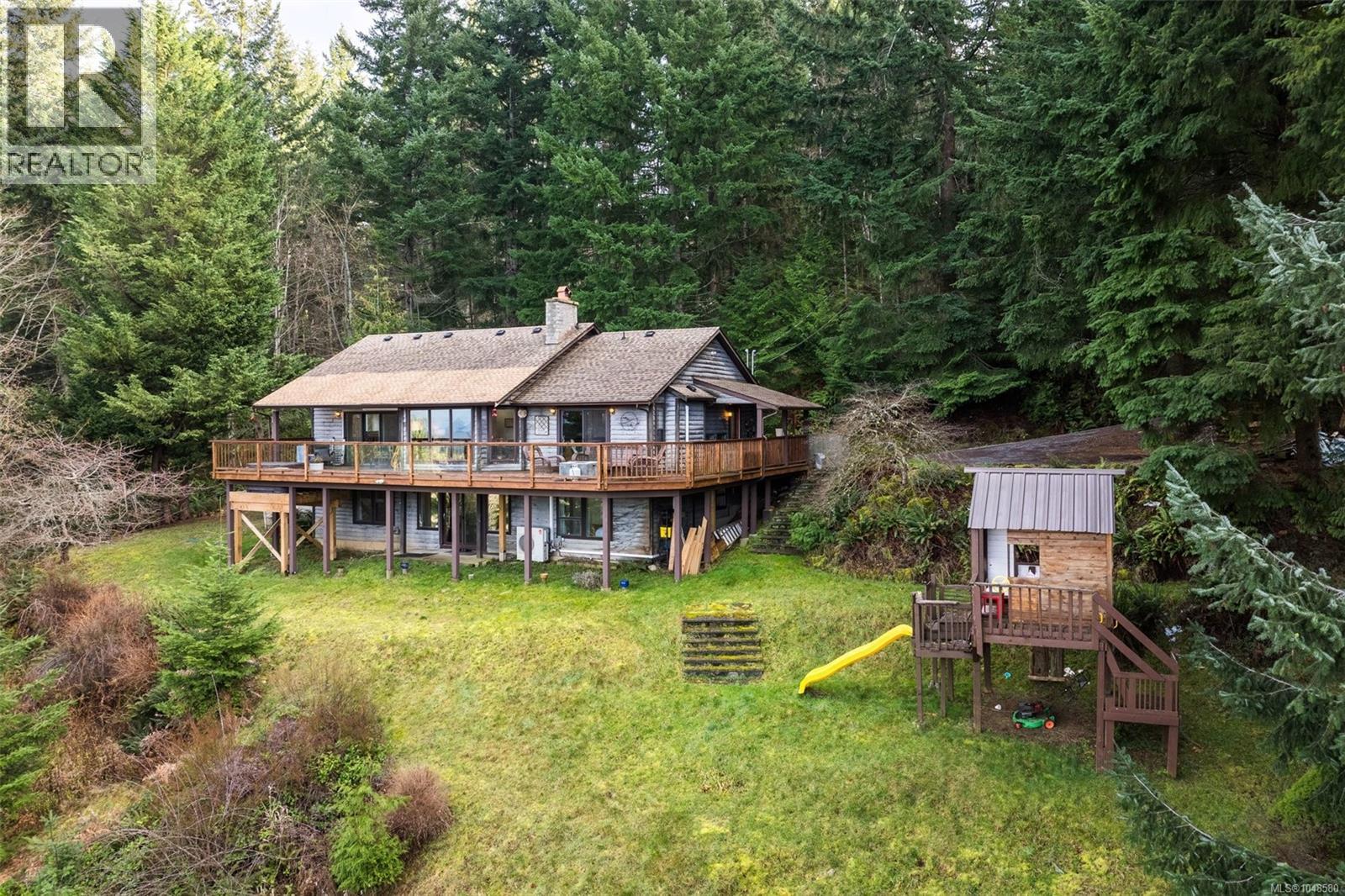 1691 Strathcona Heights Rd Property Photo 1