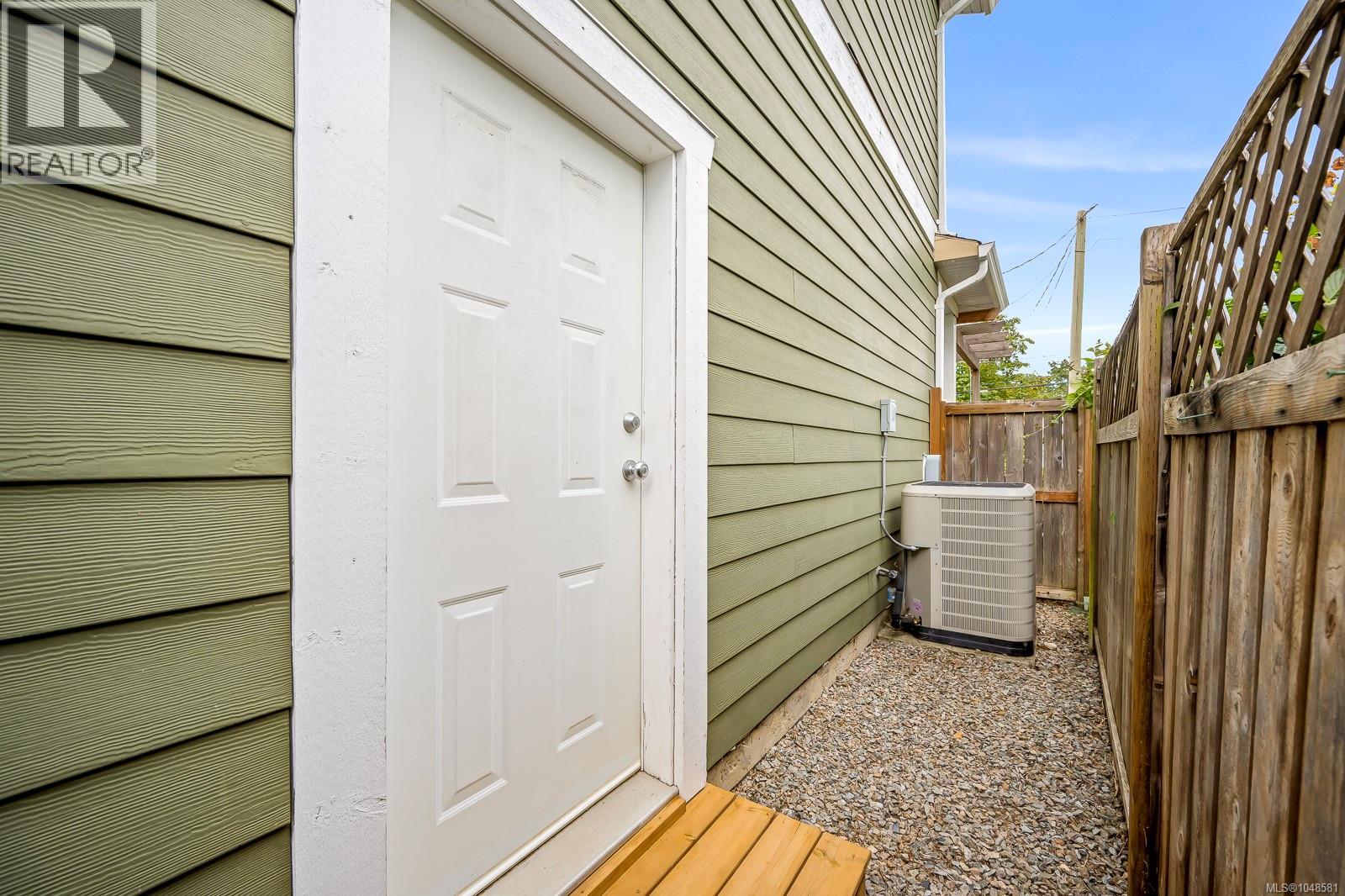 3868 Royston Rd Property Photo 60