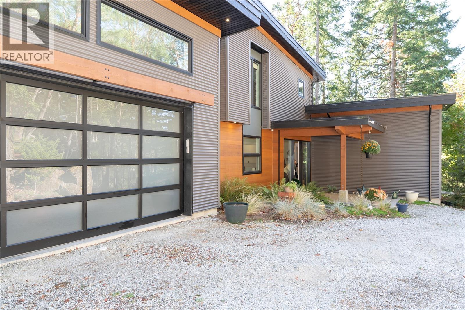 1322 Nose Point Rd Property Photo 4