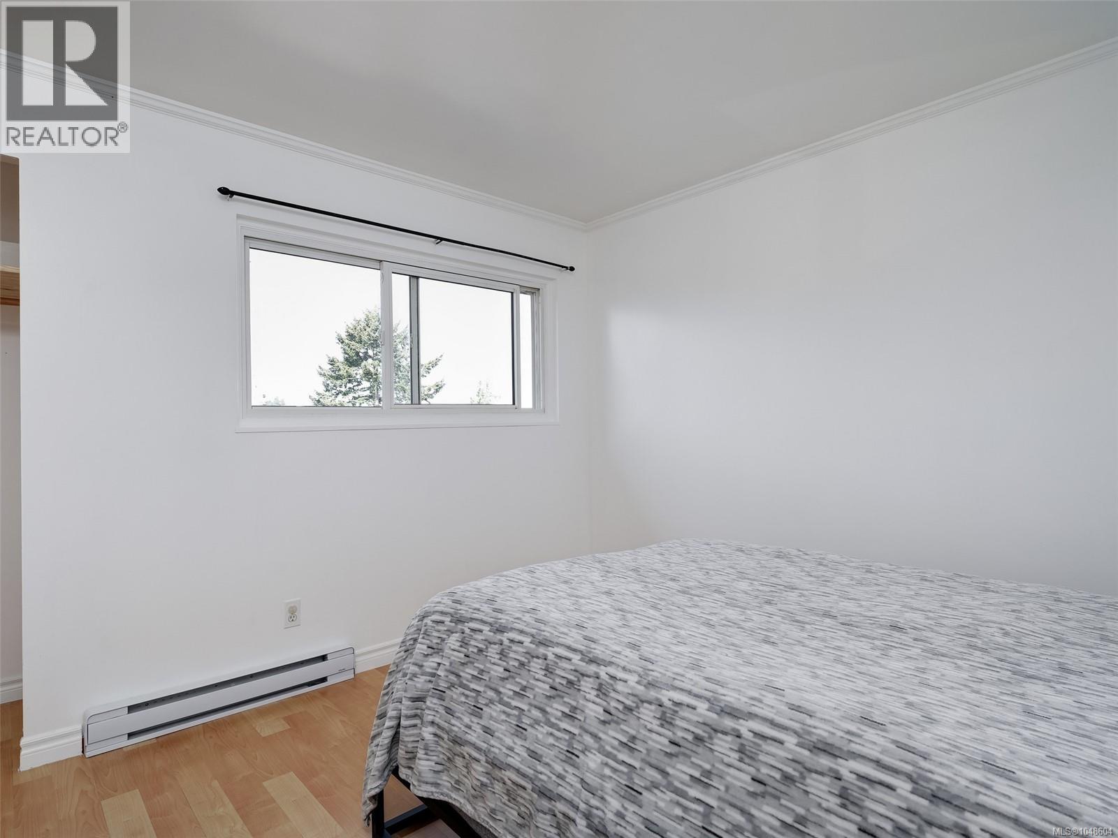 4 740 Wilson St Property Photo 14