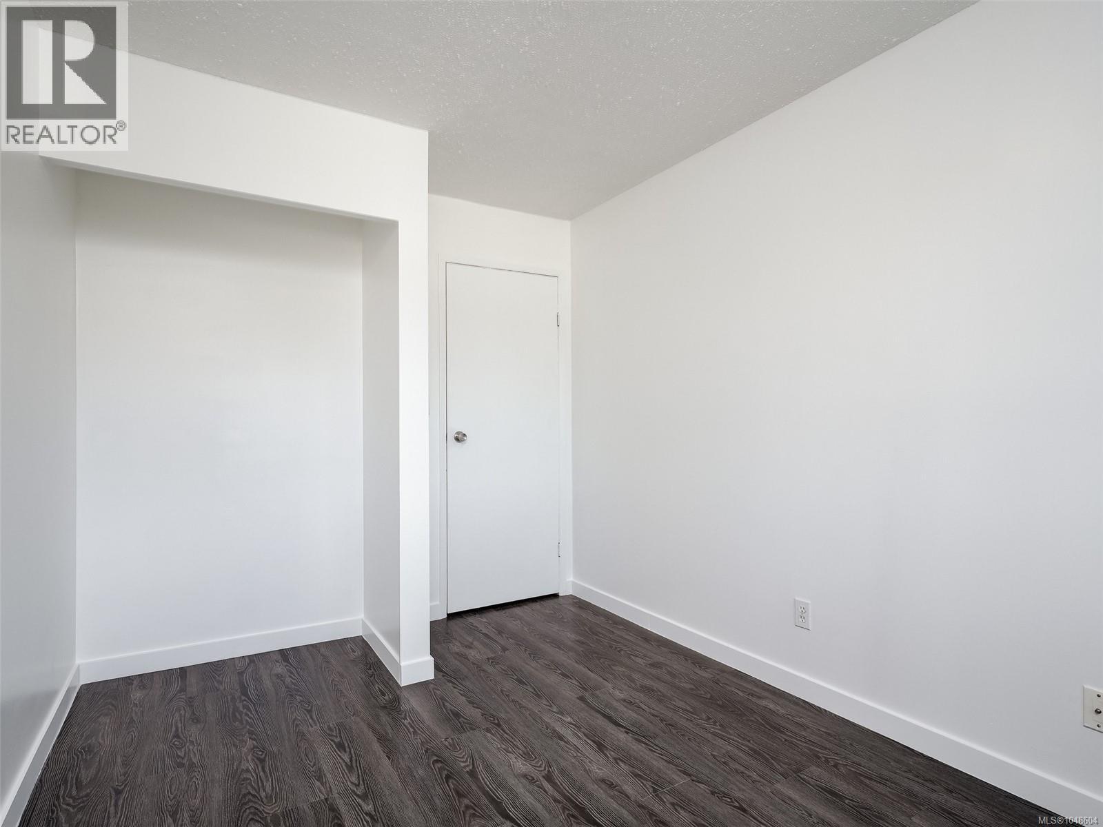 4 740 Wilson St Property Photo 23