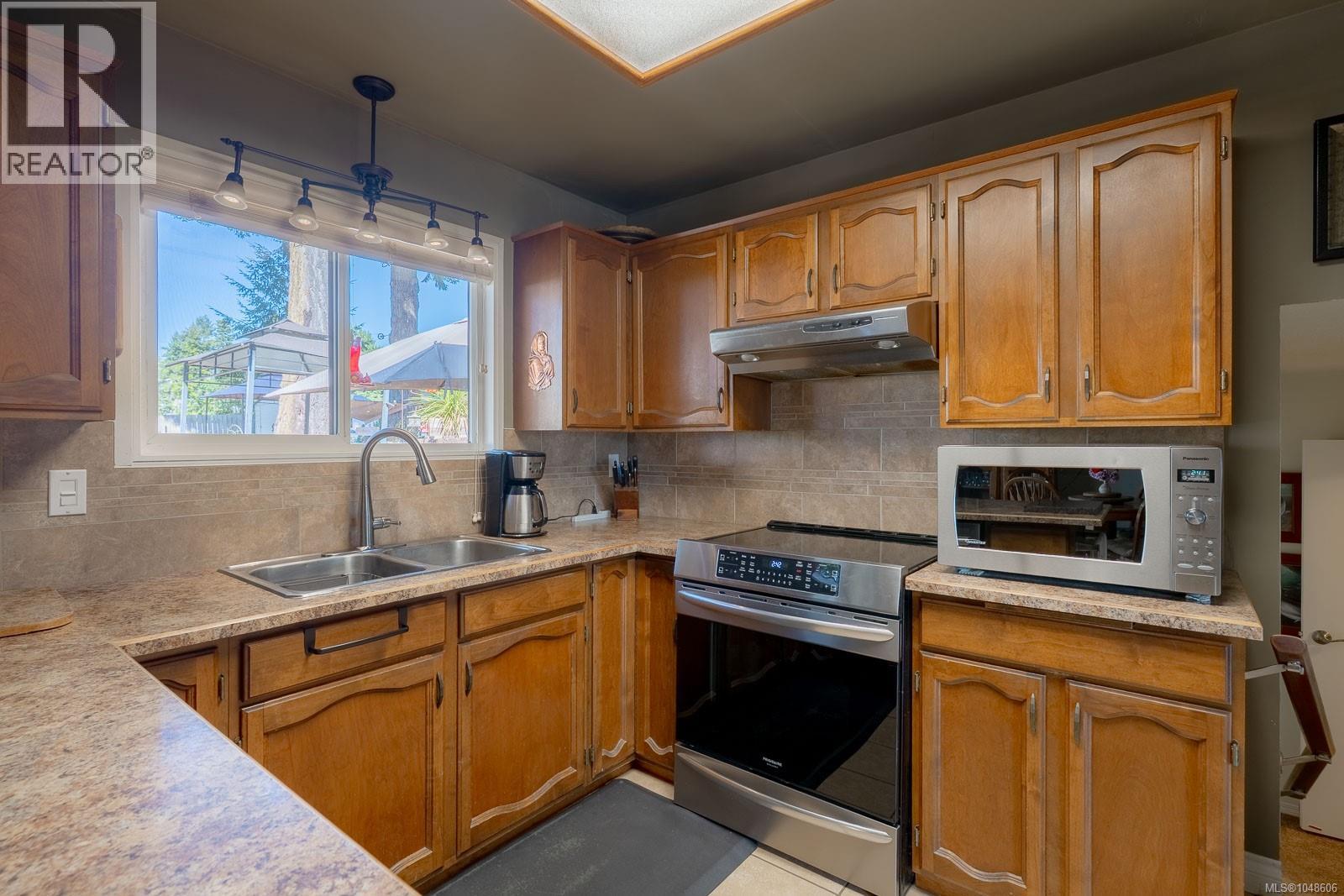 1855 Sandra Pl Property Photo 7