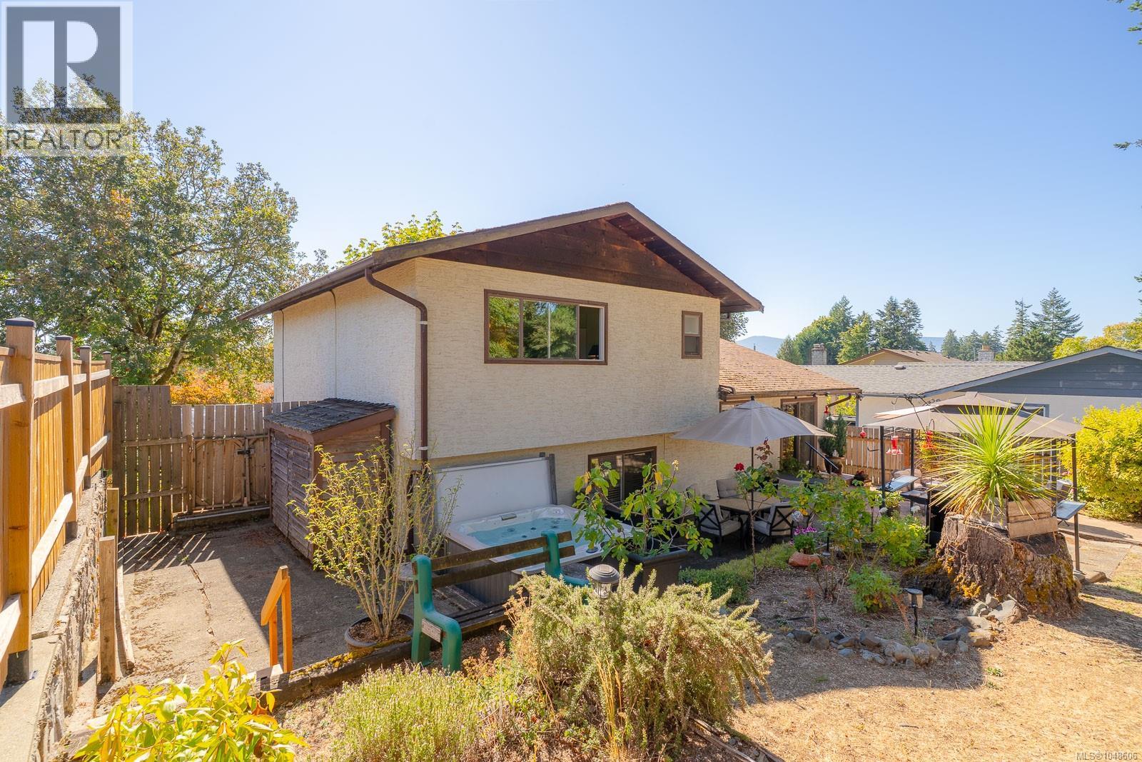1855 Sandra Pl Property Photo 32