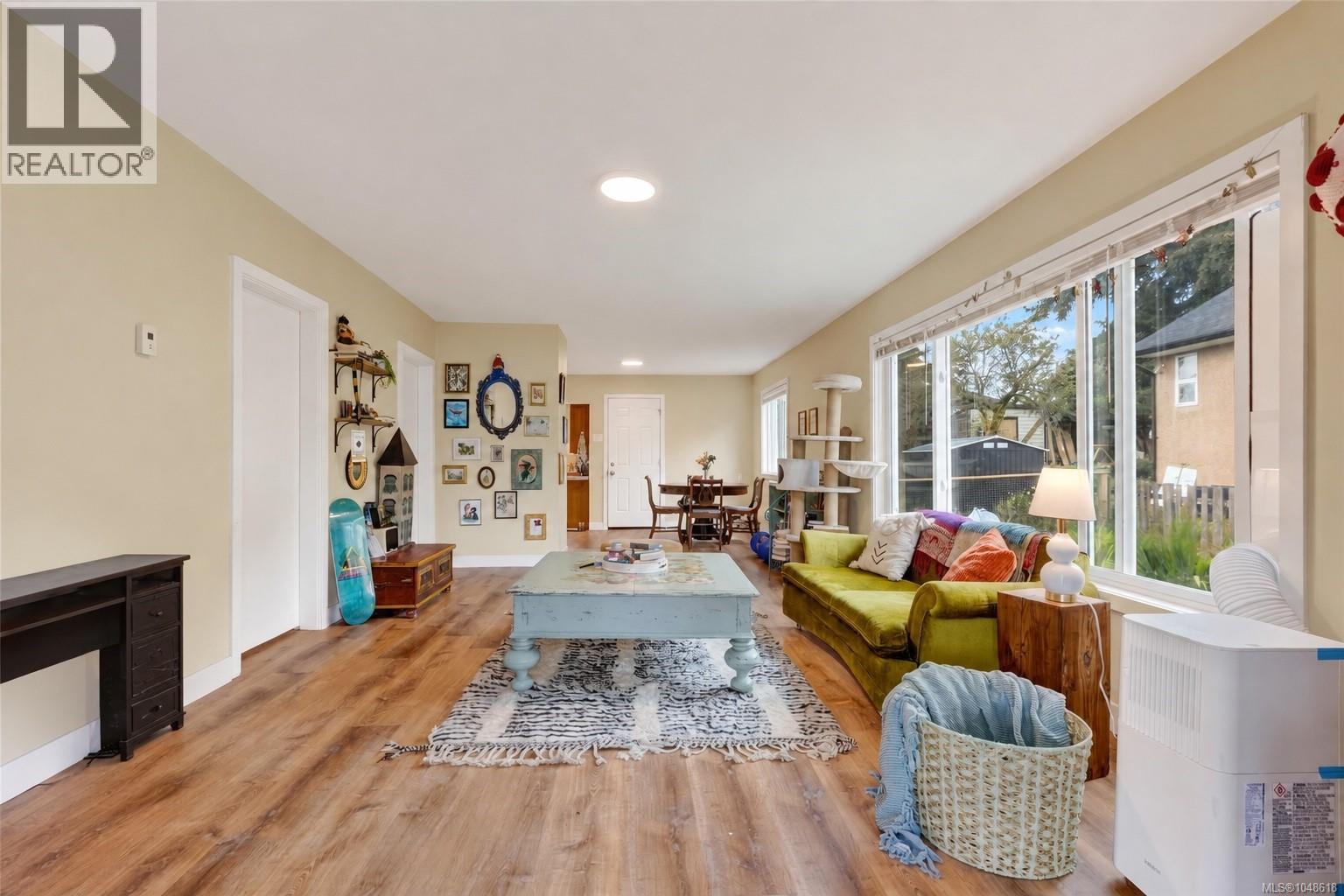 2807 Windermere Ave Property Photo 1