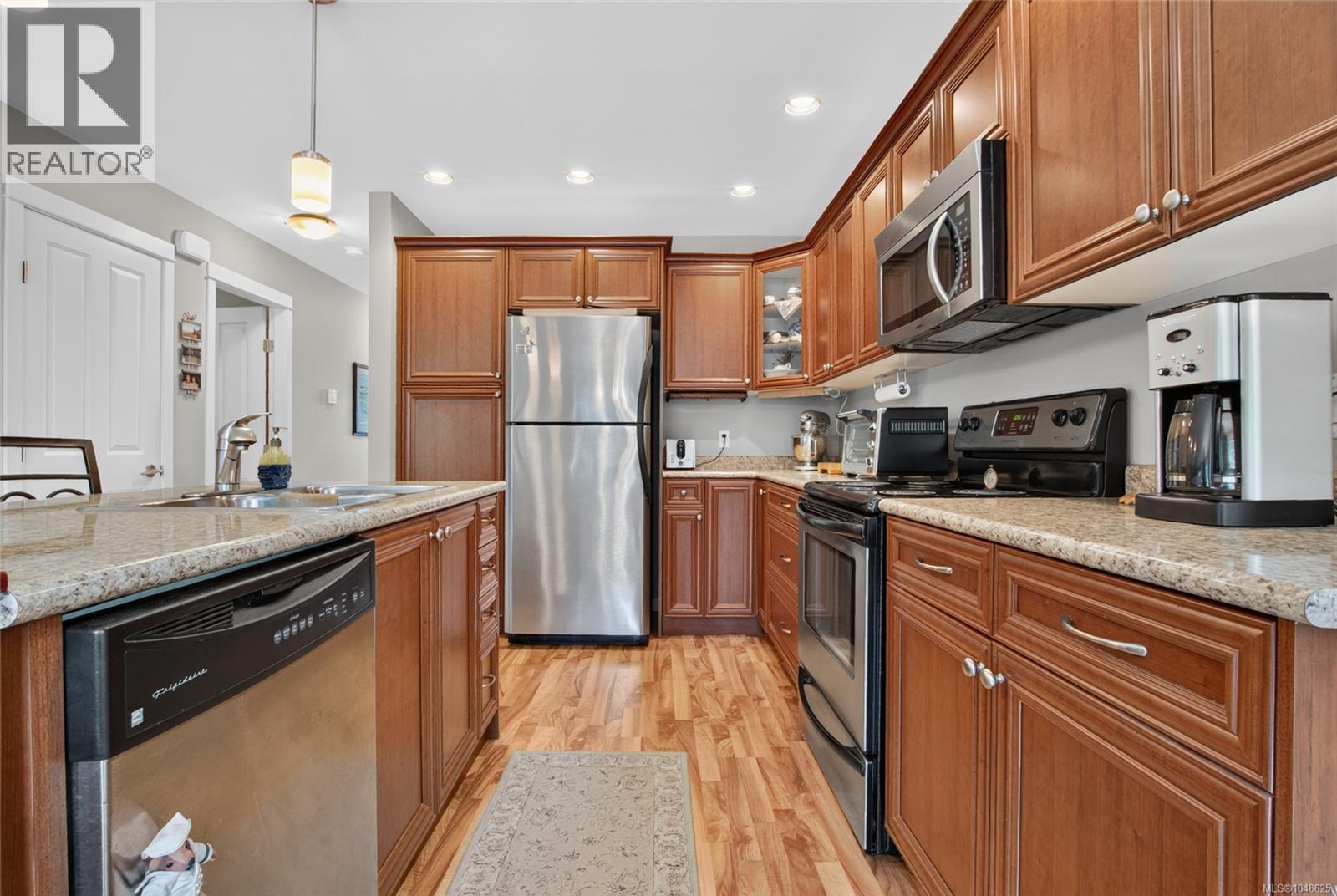 14 6250 Palahi Rd Property Photo 11