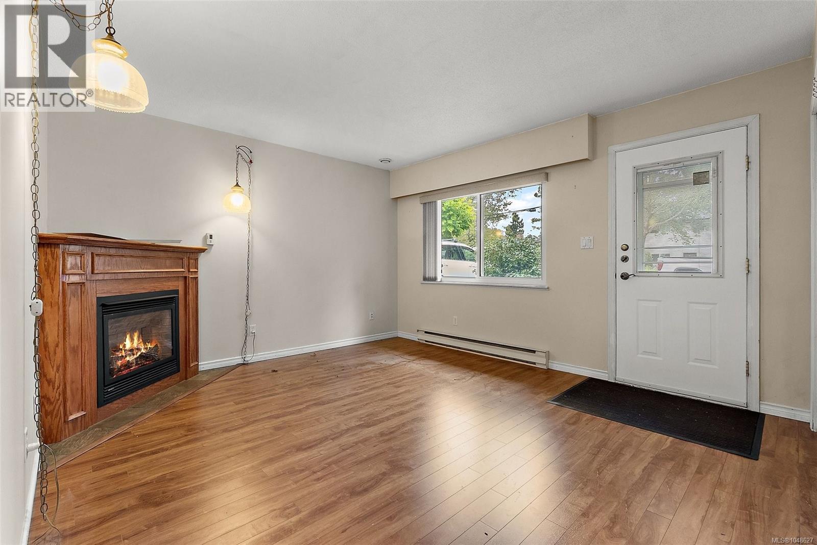 3167 Irma St Property Photo 4