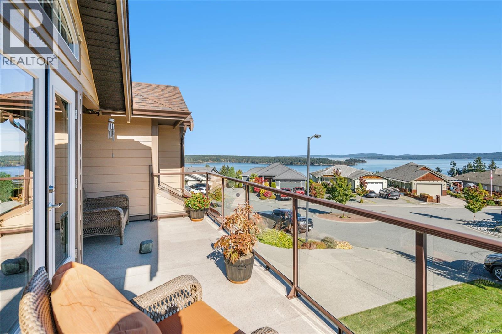 526 Douglas Pl Property Photo 12