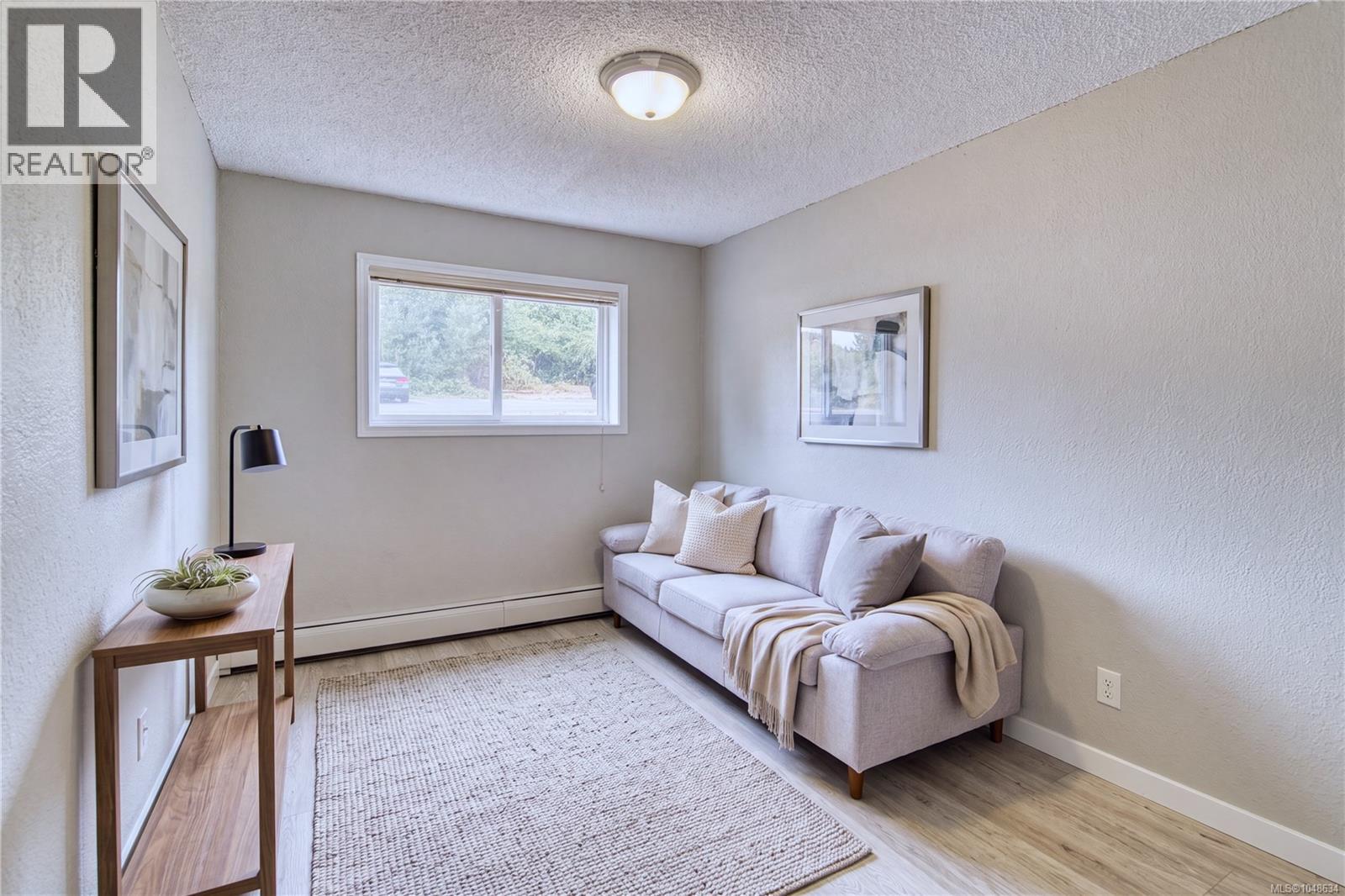110 218 Bayview Ave Property Photo 5