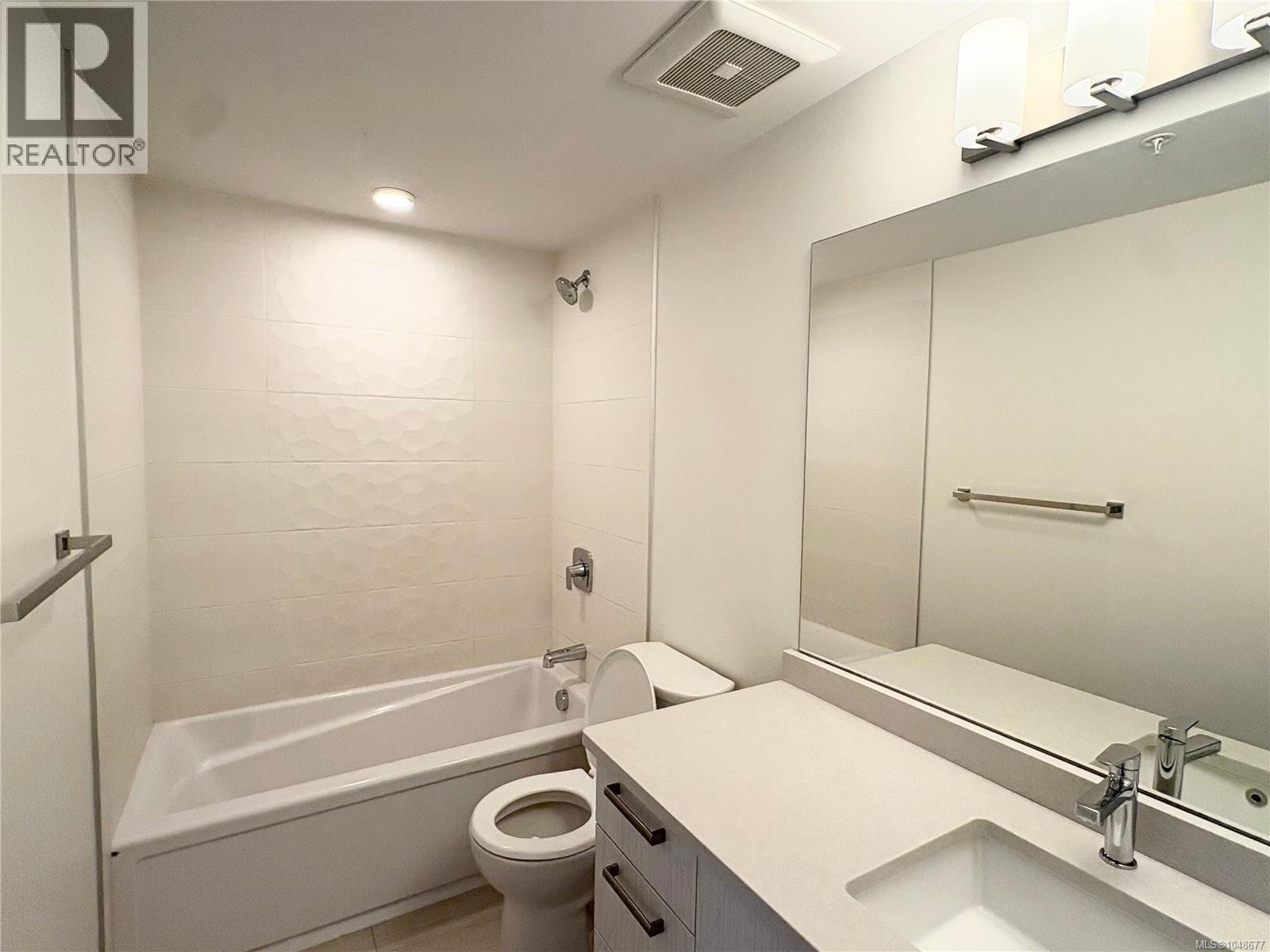 403 147 Haliburton St Property Photo 13