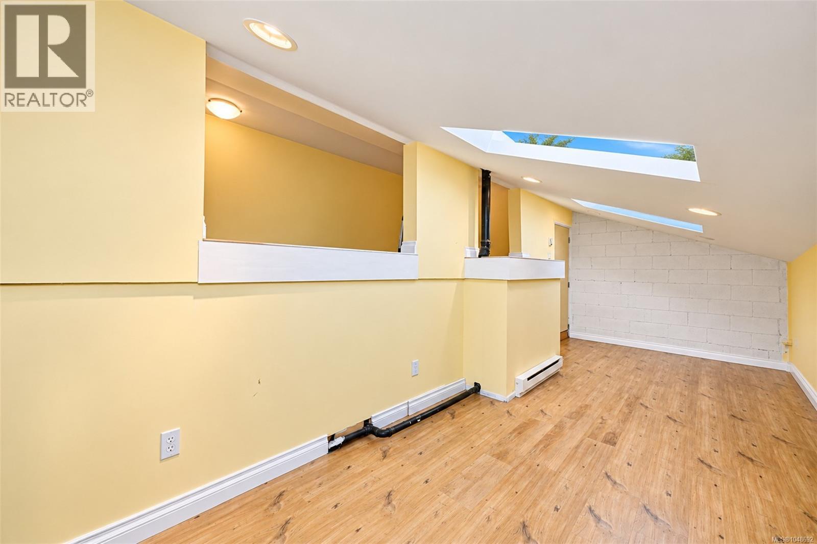 16 278 Island Hwy Property Photo 39
