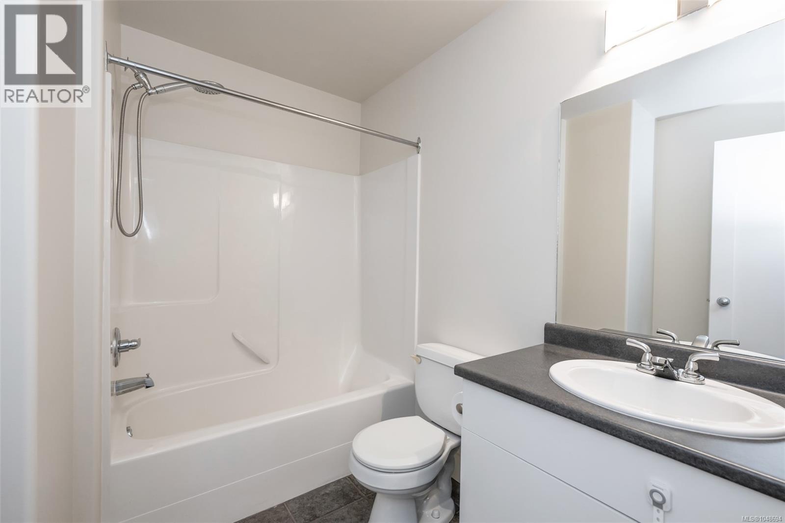 207 3915 Carey Rd Property Photo 20