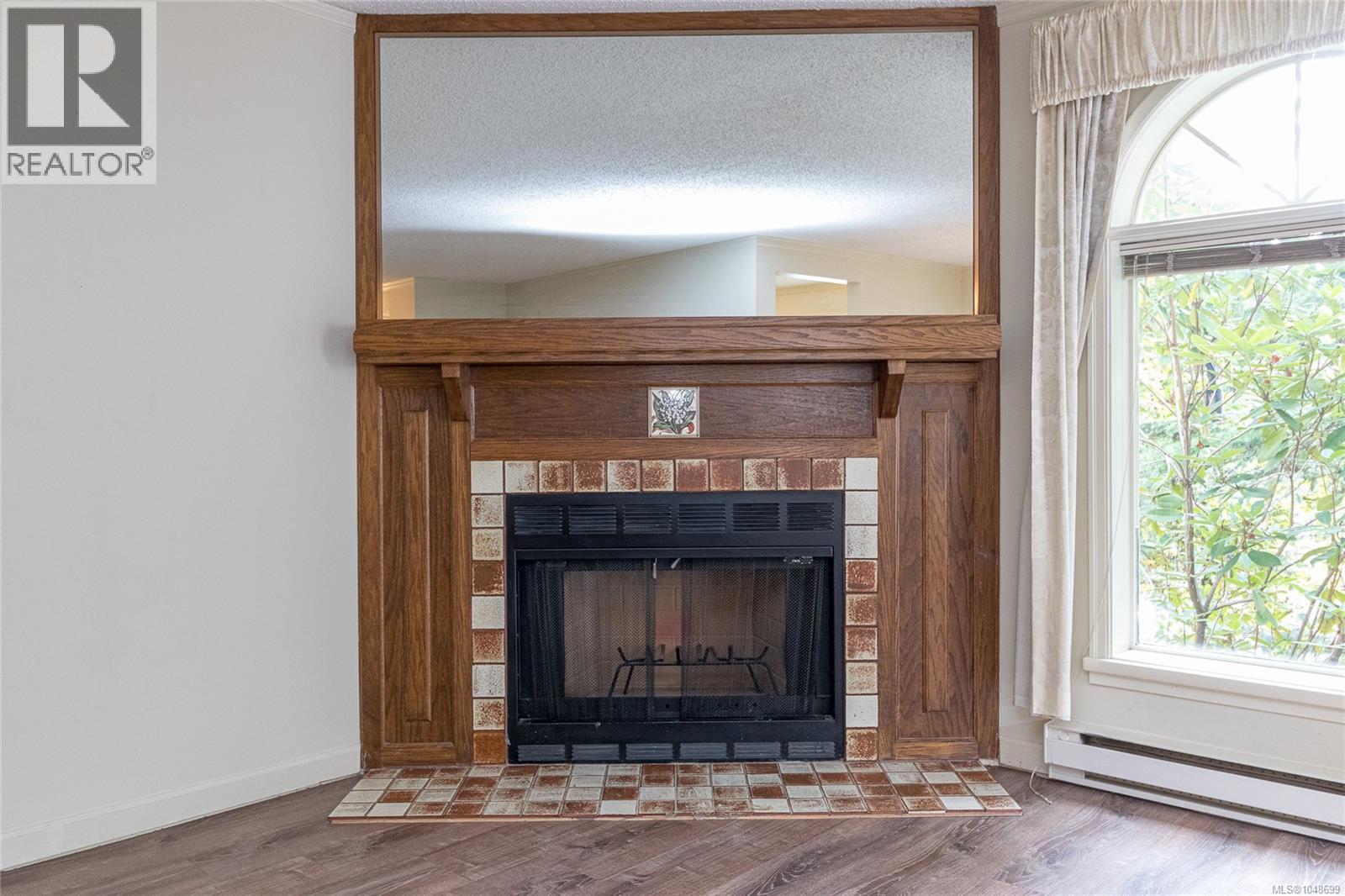 303 720 Vancouver St Property Photo 7