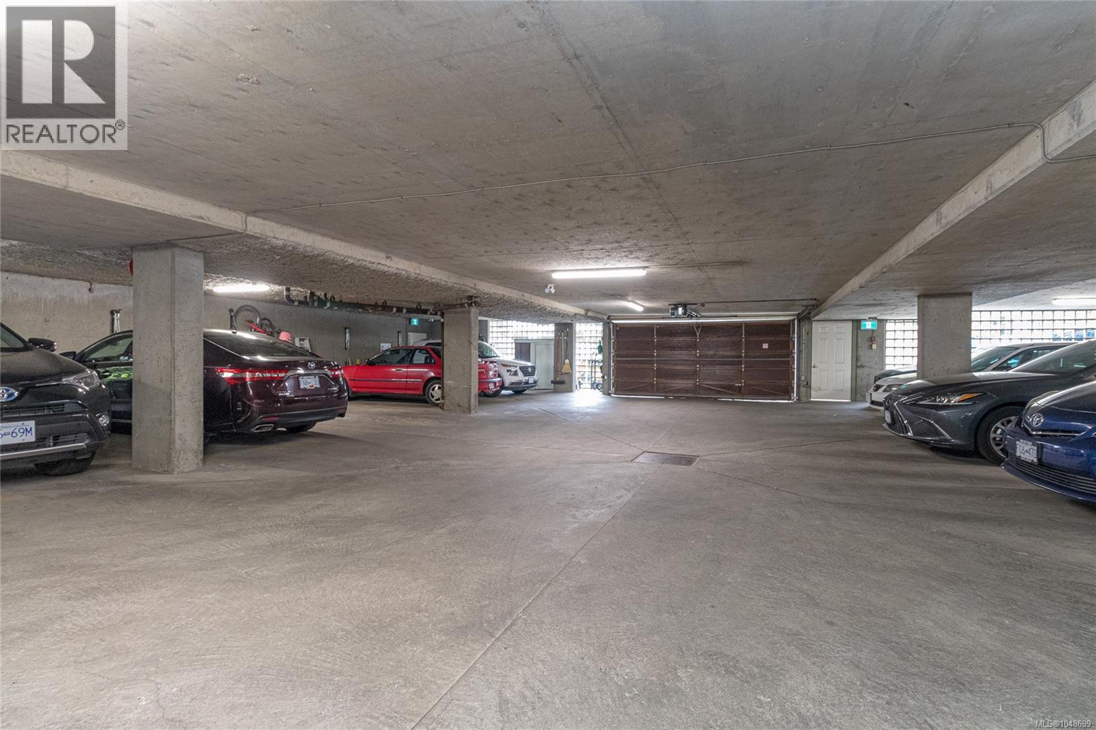 303 720 Vancouver St Property Photo 23