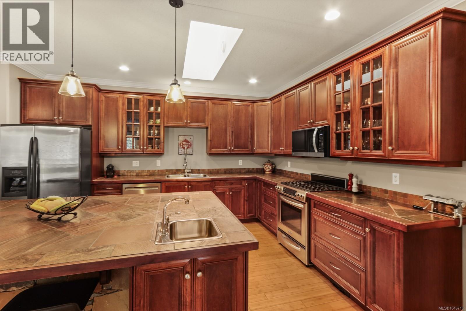 1090 Coldwater Rd Property Photo 11