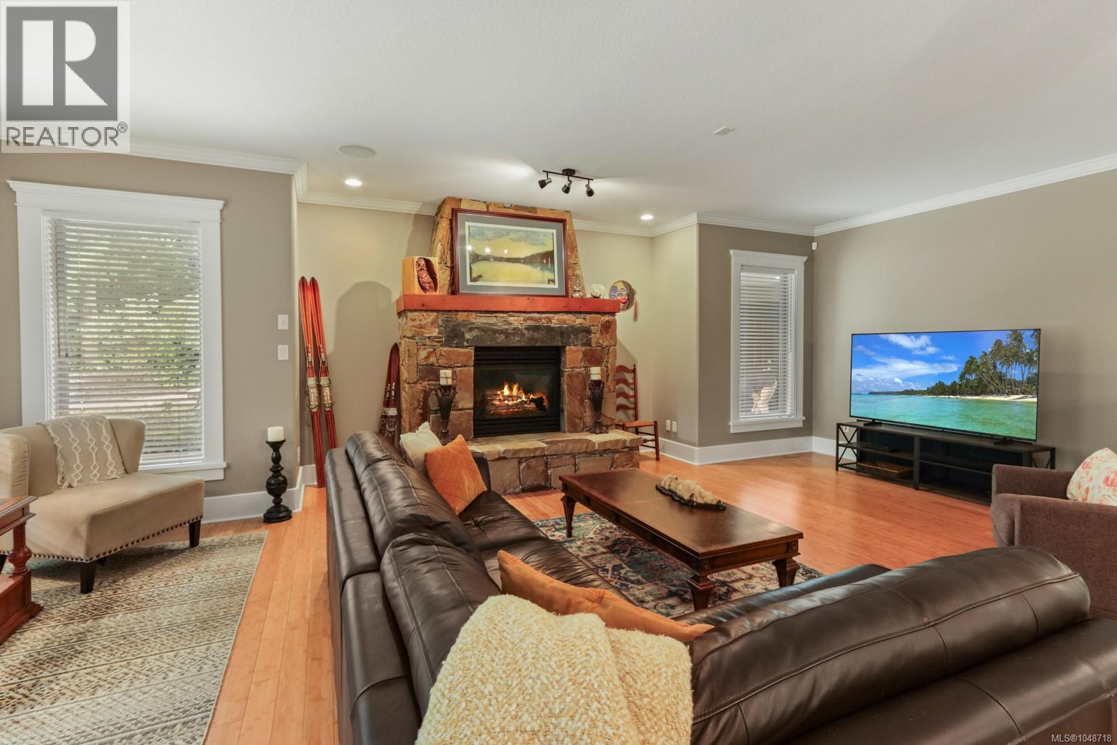 1090 Coldwater Rd Property Photo 18