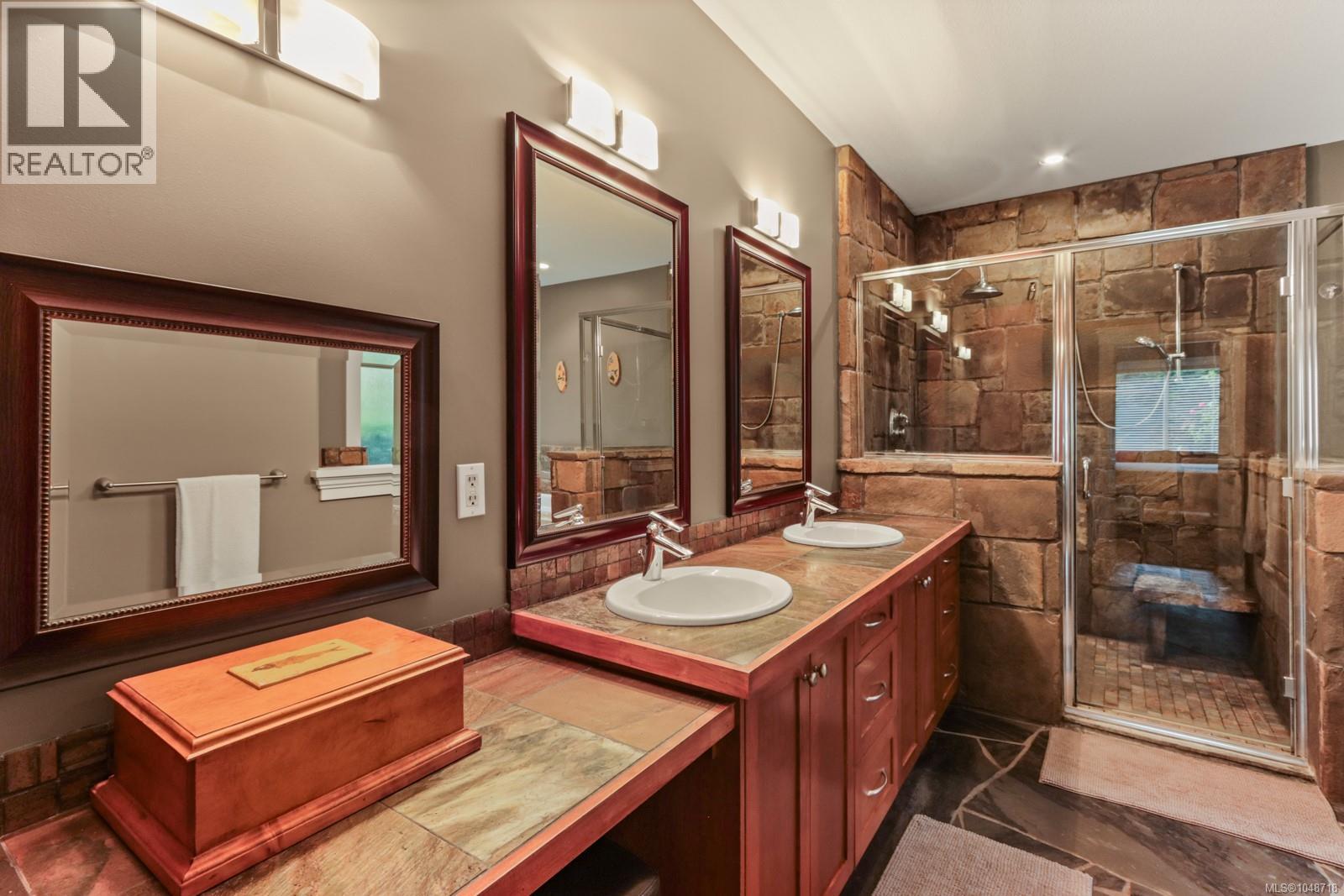 1090 Coldwater Rd Property Photo 43