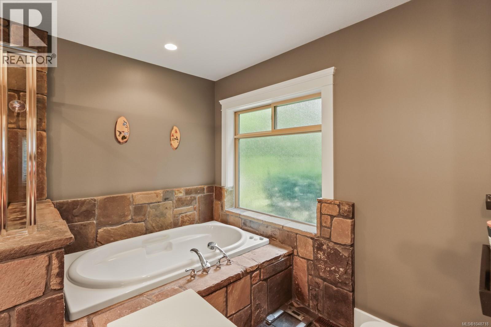 1090 Coldwater Rd Property Photo 47