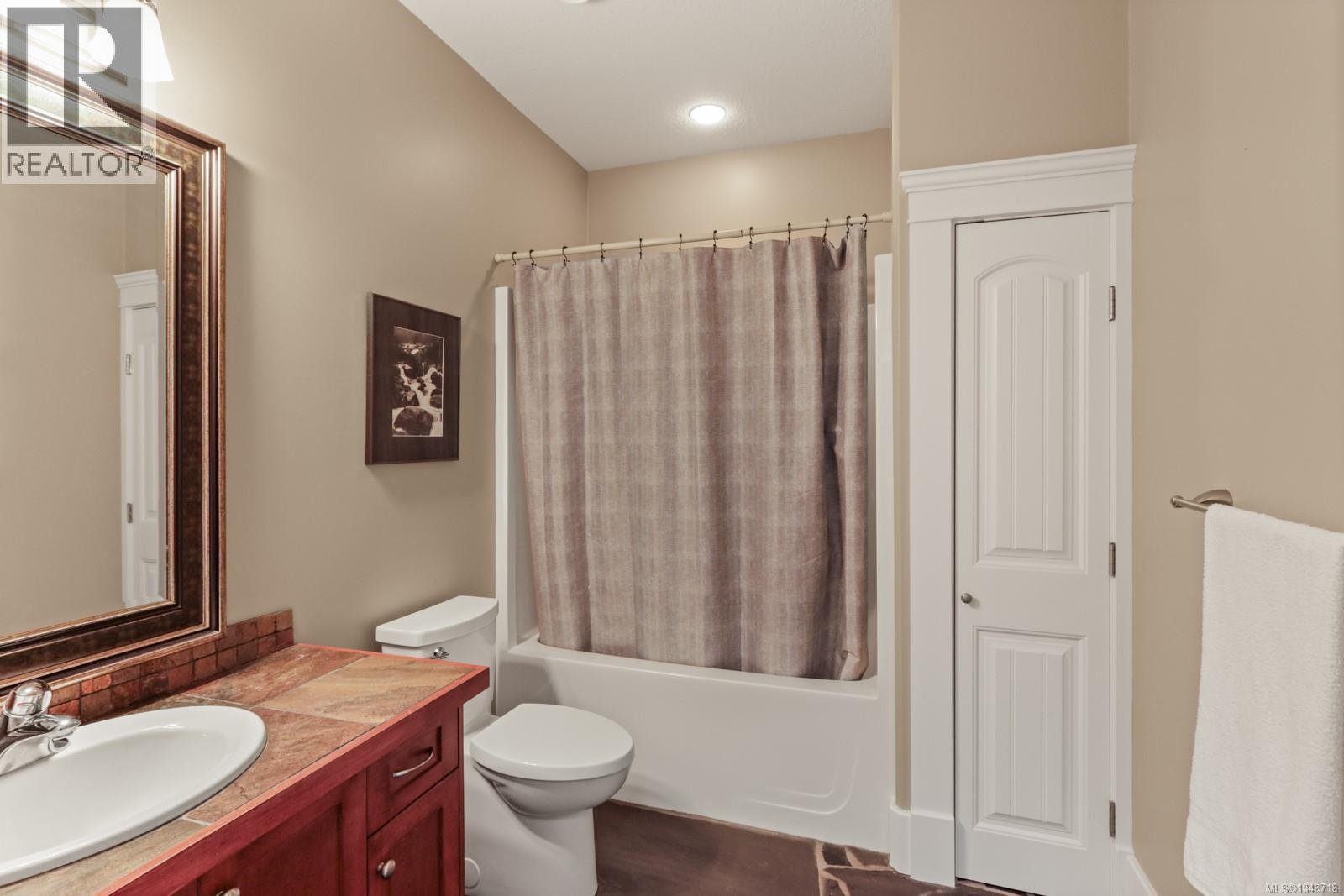 1090 Coldwater Rd Property Photo 54