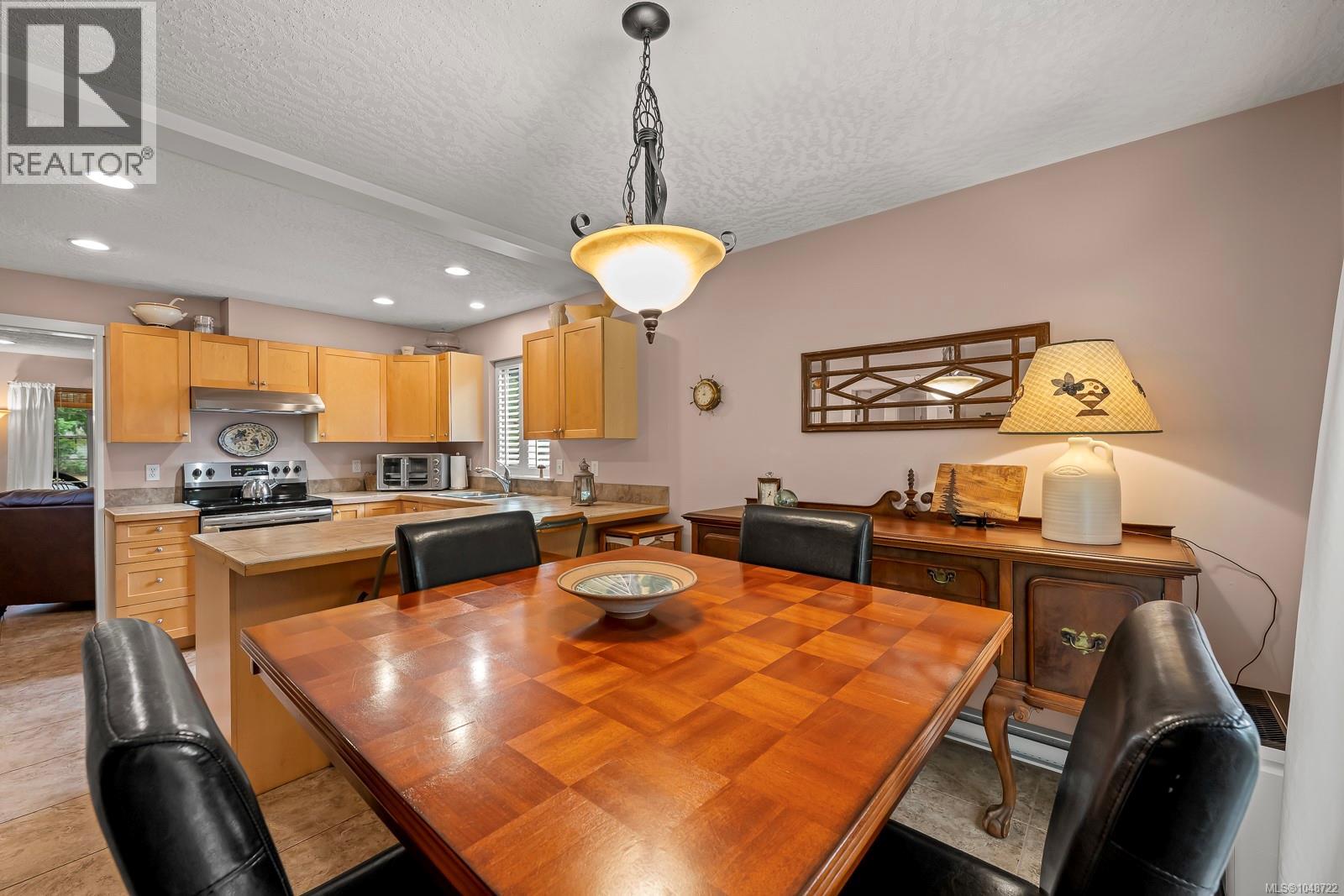 A 1390 Robert Lang Dr Property Photo 8
