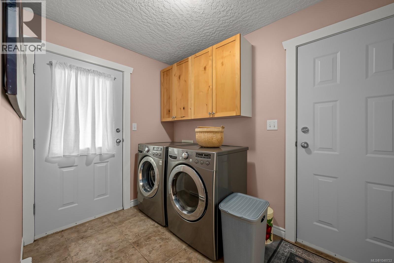 A 1390 Robert Lang Dr Property Photo 10