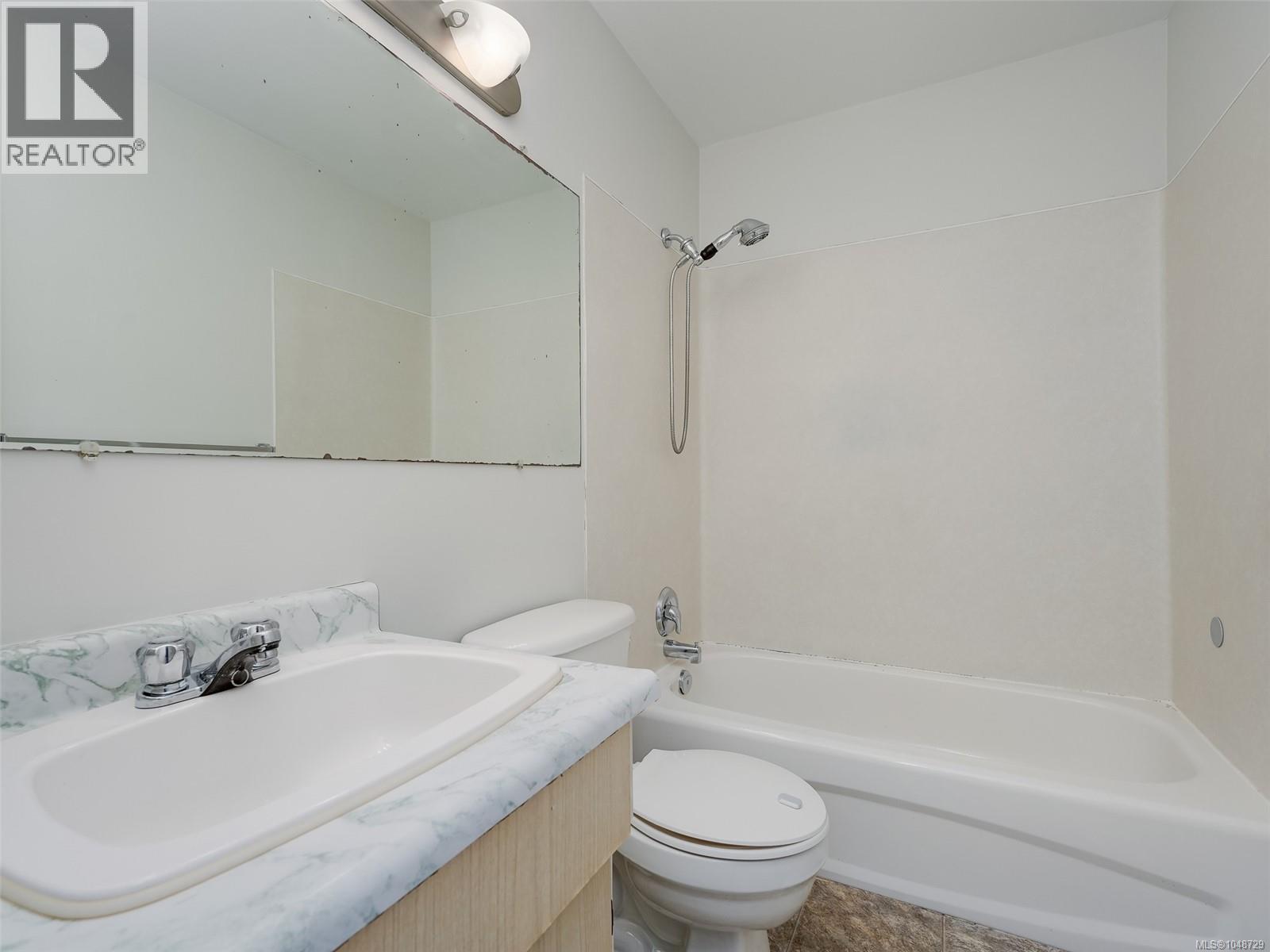 4468 Fairmont Pl Property Photo 20