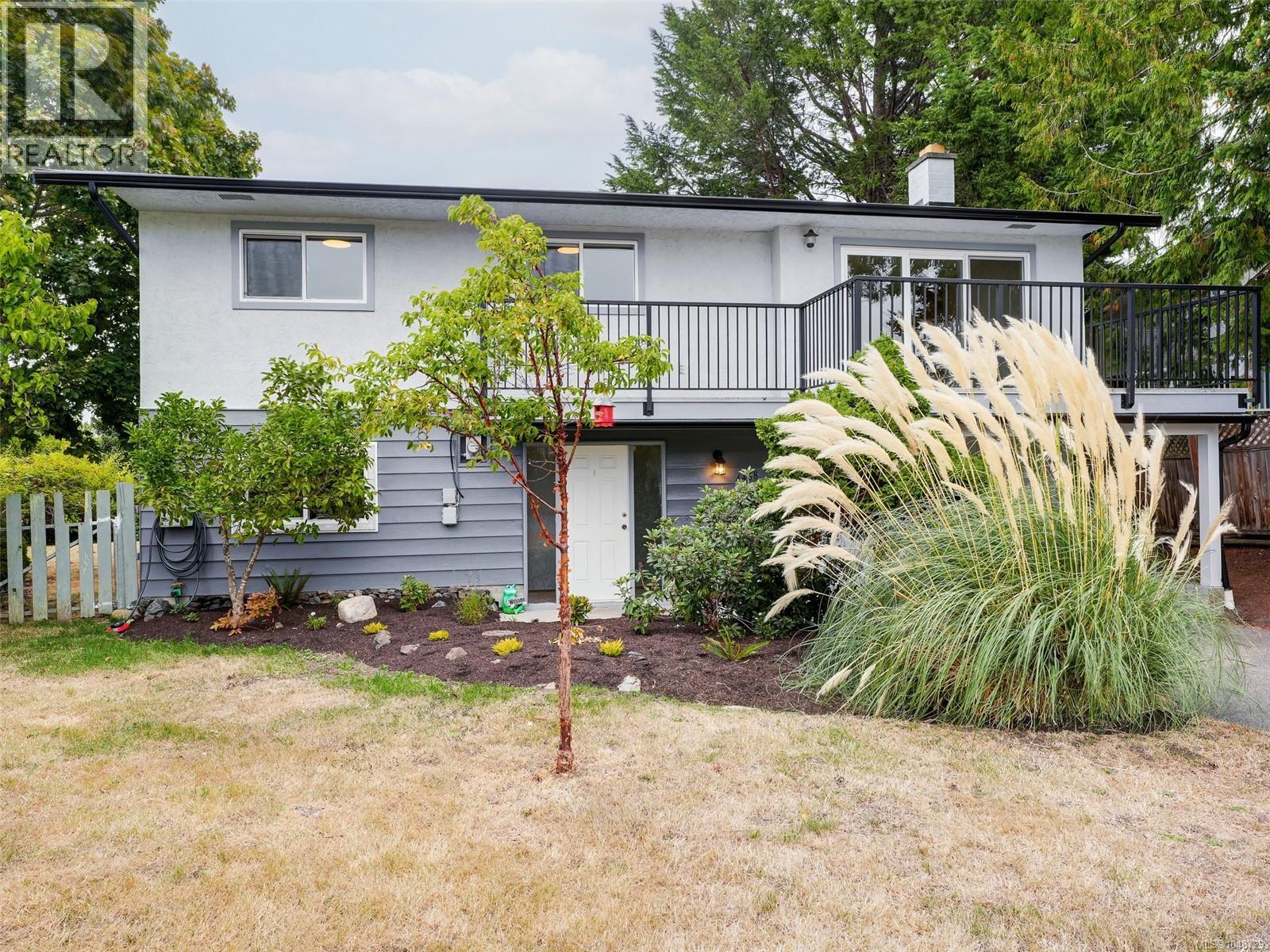 4468 Fairmont Pl Property Photo 36