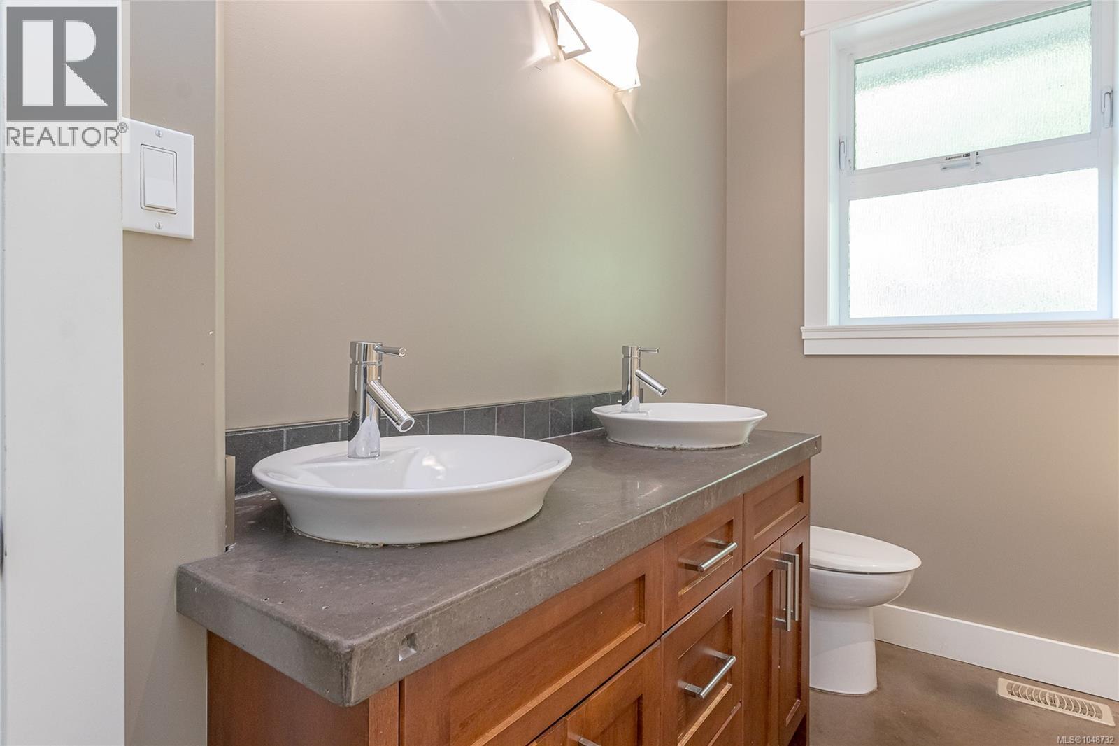 502 Nottingham Dr Property Photo 20
