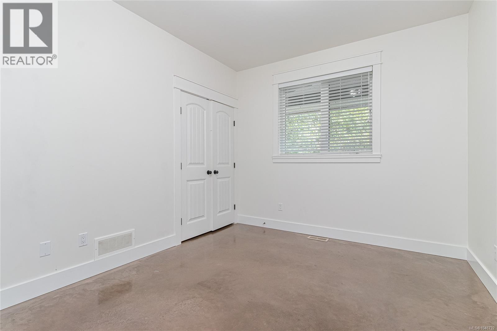 502 Nottingham Dr Property Photo 24