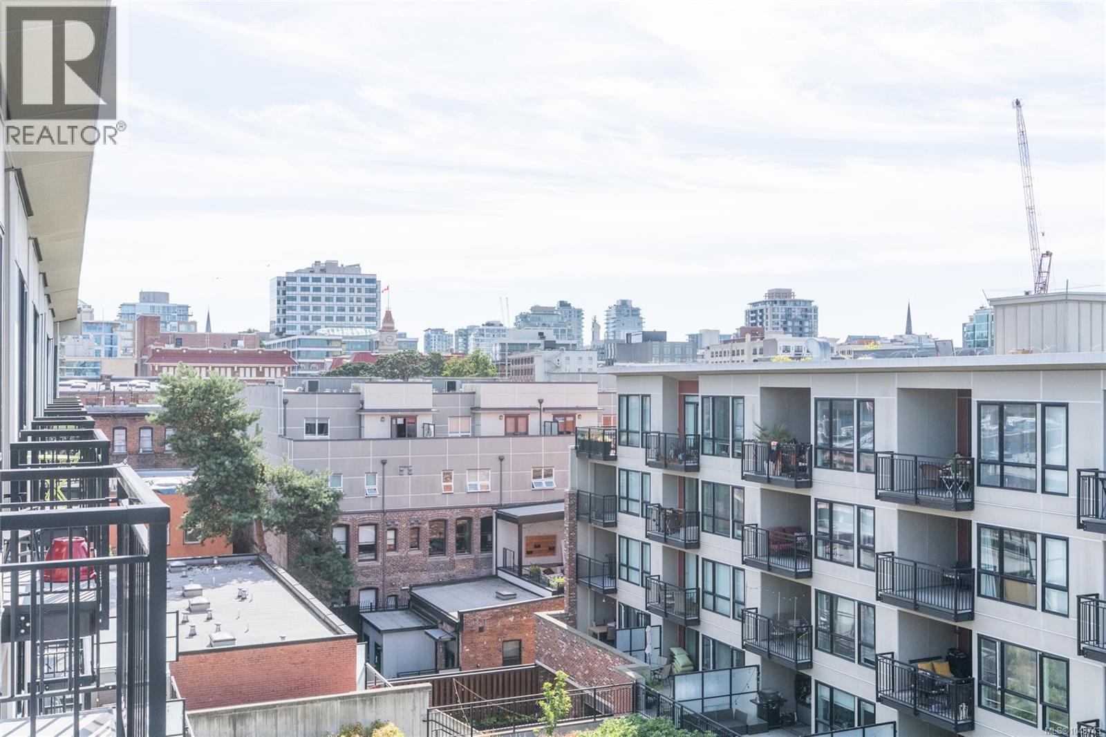 510 517 Fisgard St Property Photo 15