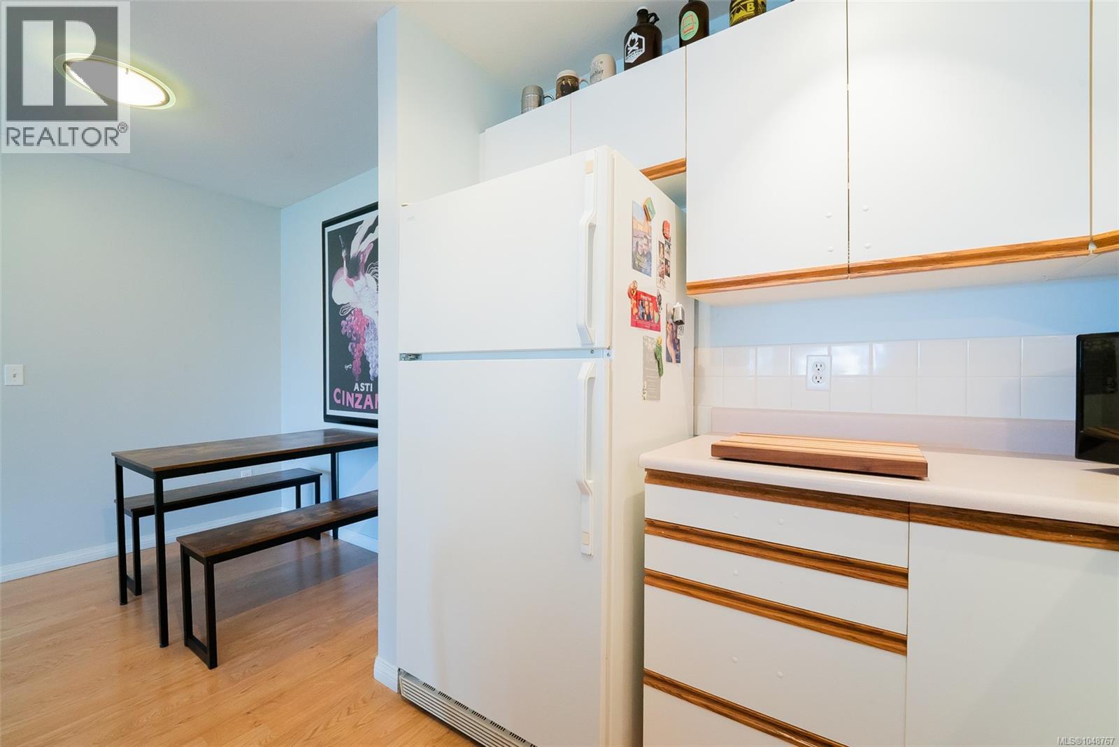 405 1631 Dufferin Cres Property Photo 5