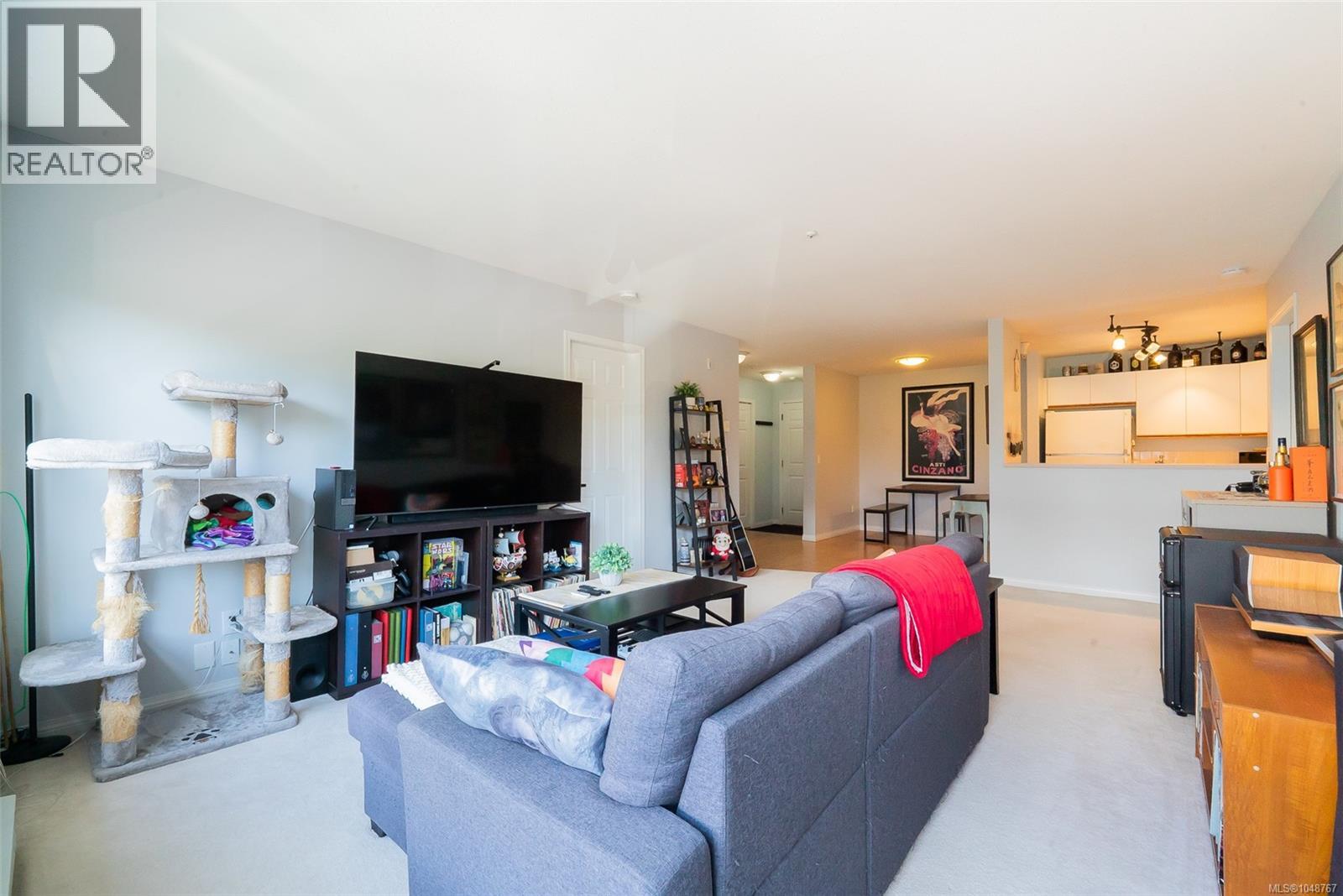 405 1631 Dufferin Cres Property Photo 11